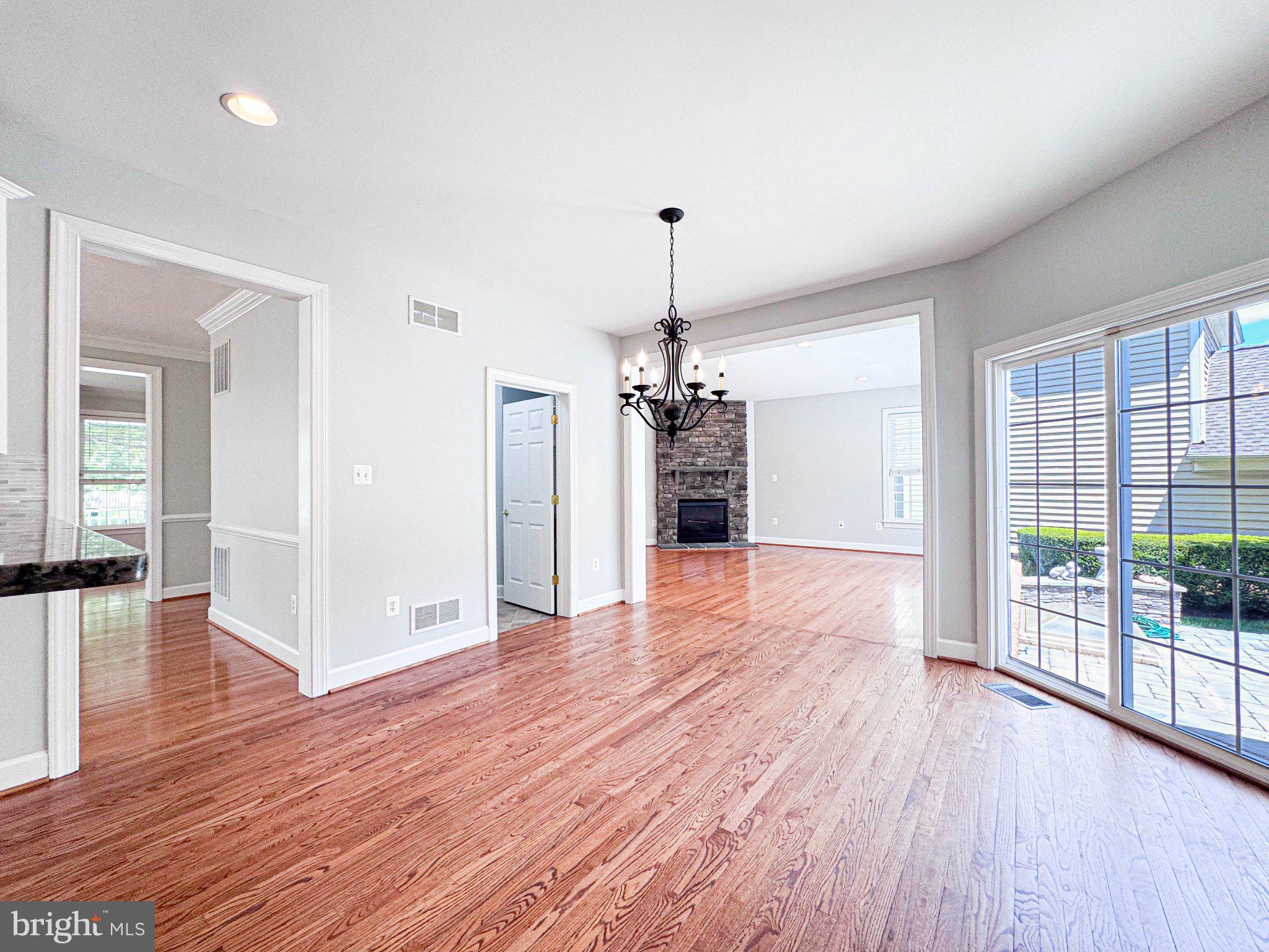 BRAMBLETON - Residential