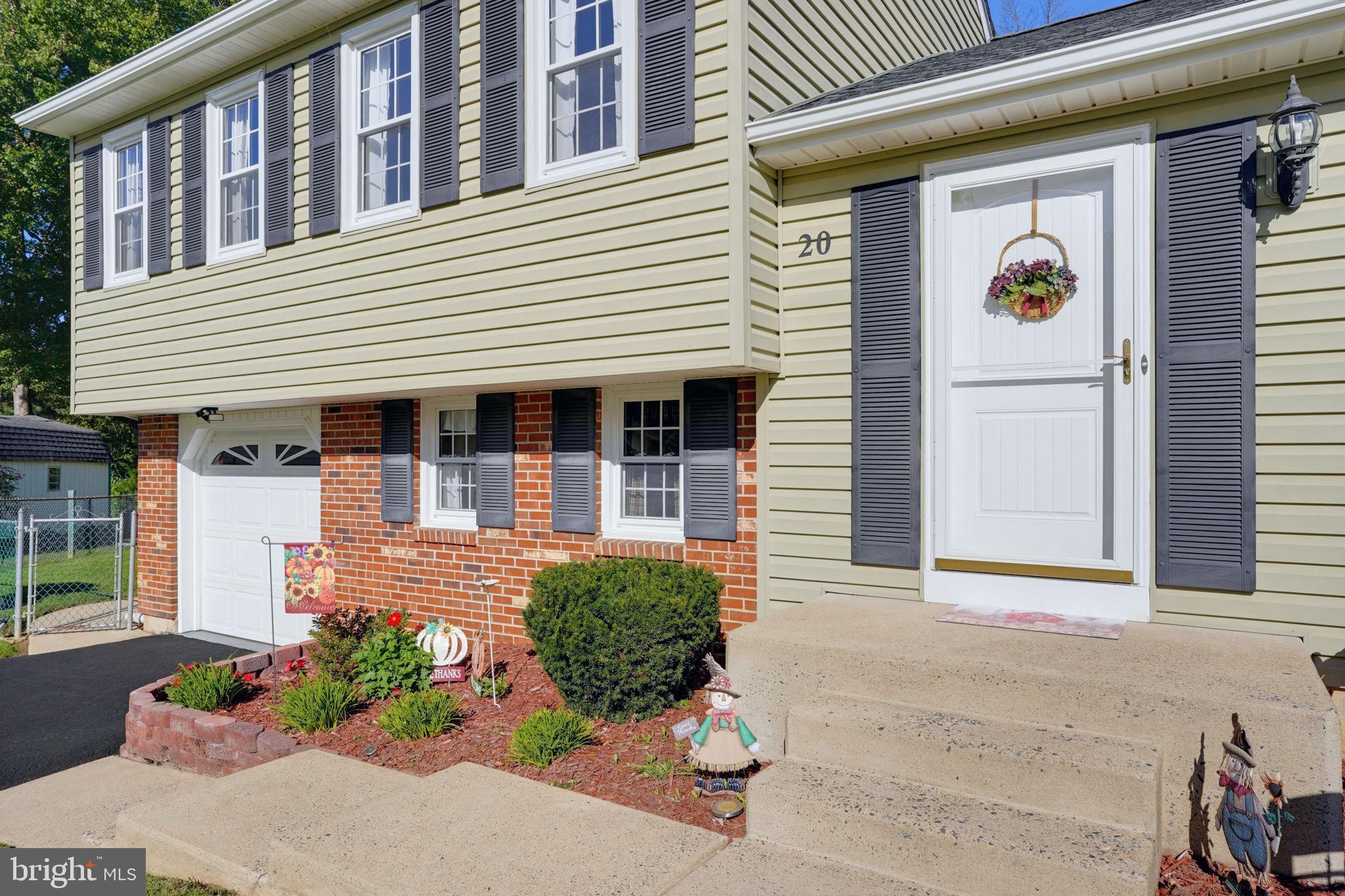 20 CHRISTINA COURT
