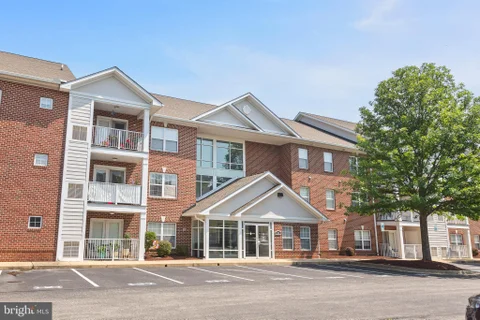 MLS: MDCH2058762