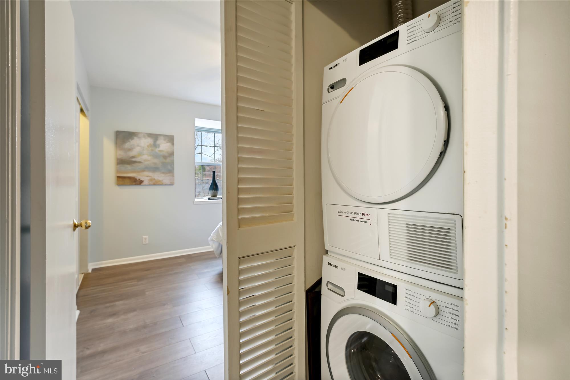 THE ARLINGTON - Residential