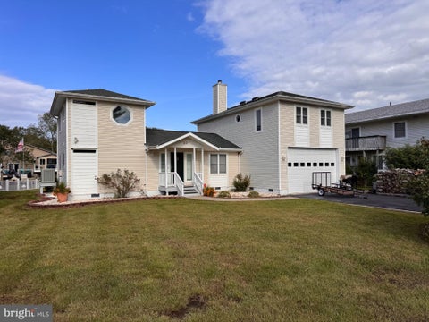 Homes For Sale - 20 Ivanhoe Court<br/> Worcester County, OCEAN PINES, MD 21811