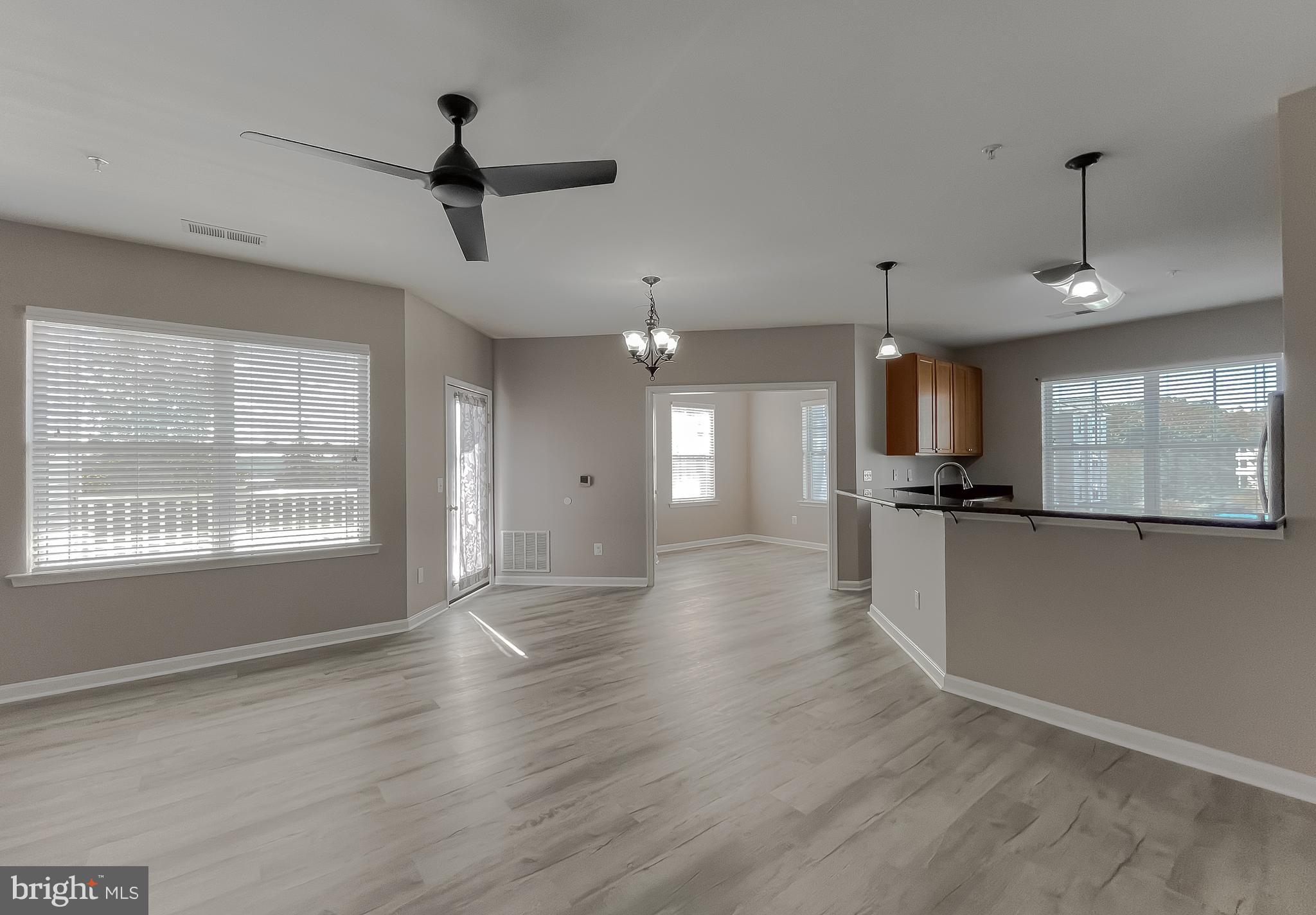 THE RESIDENCES OF WILDEWOOD - Residential Lease