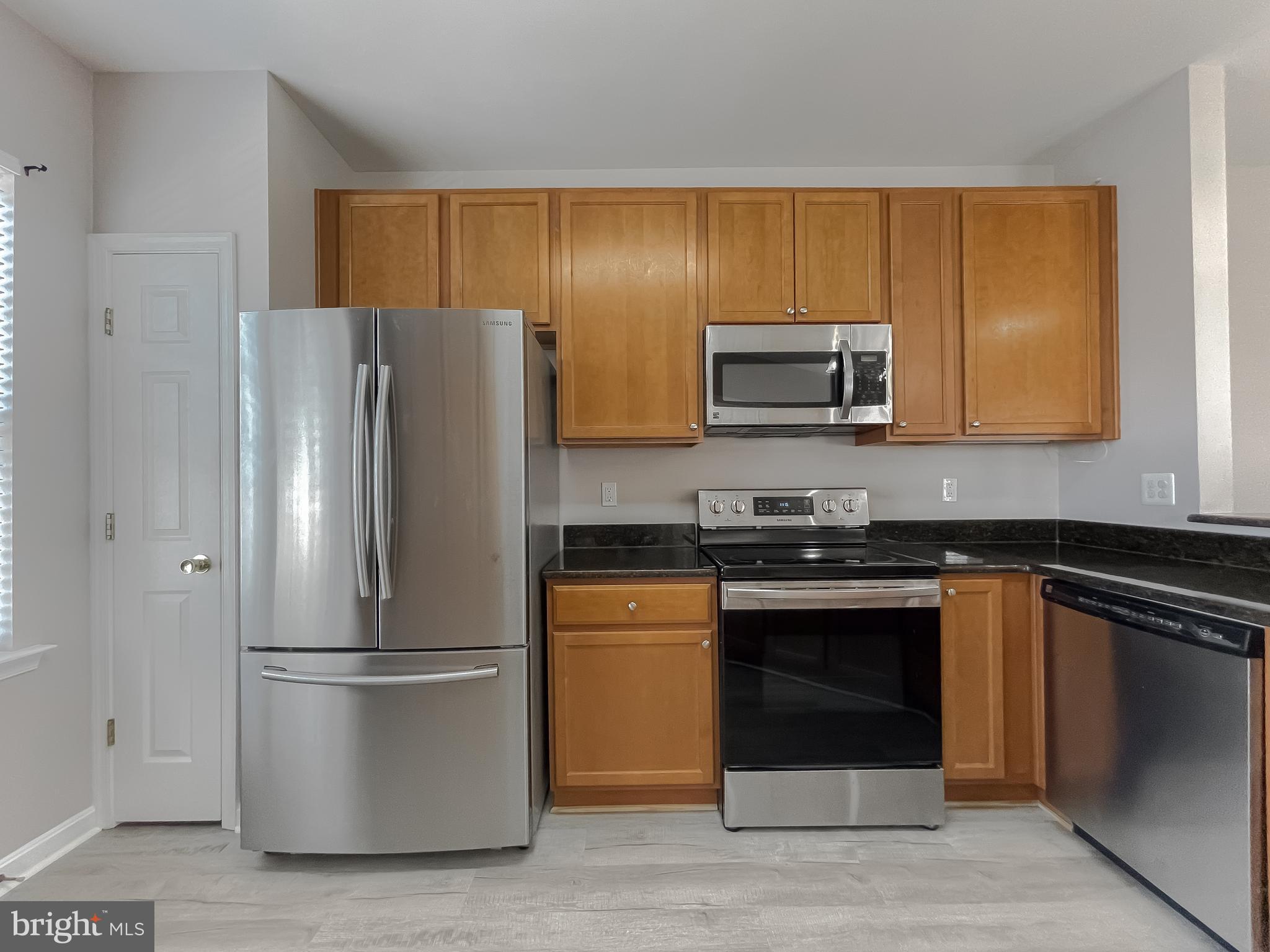 THE RESIDENCES OF WILDEWOOD - Residential Lease