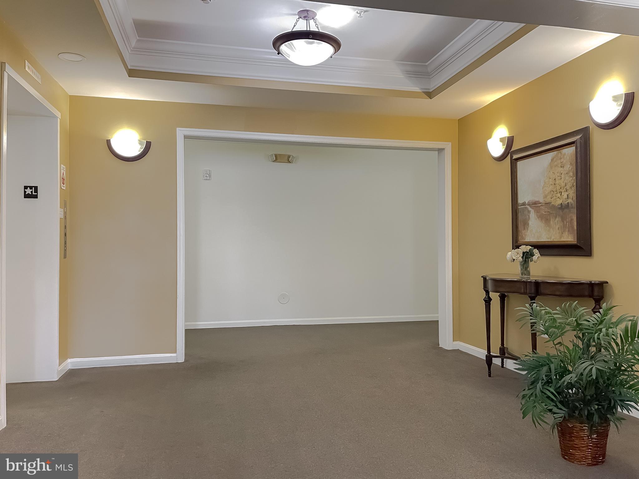 THE RESIDENCES OF WILDEWOOD - Residential Lease