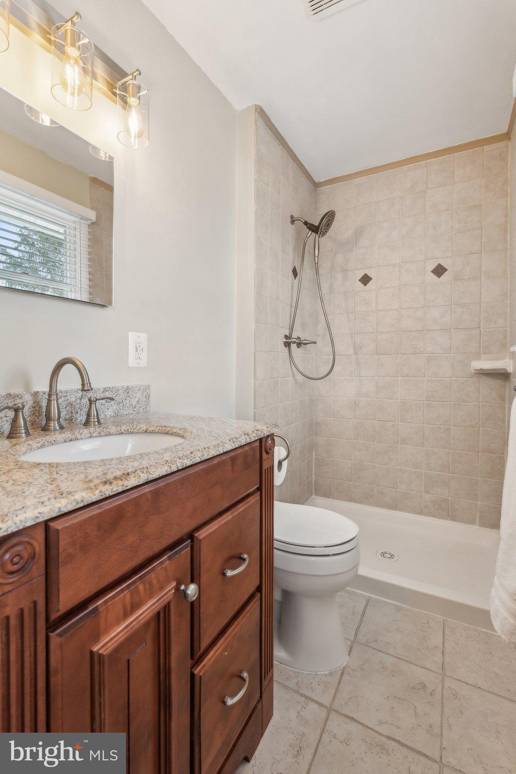 MOUNT HEBRON - Residential