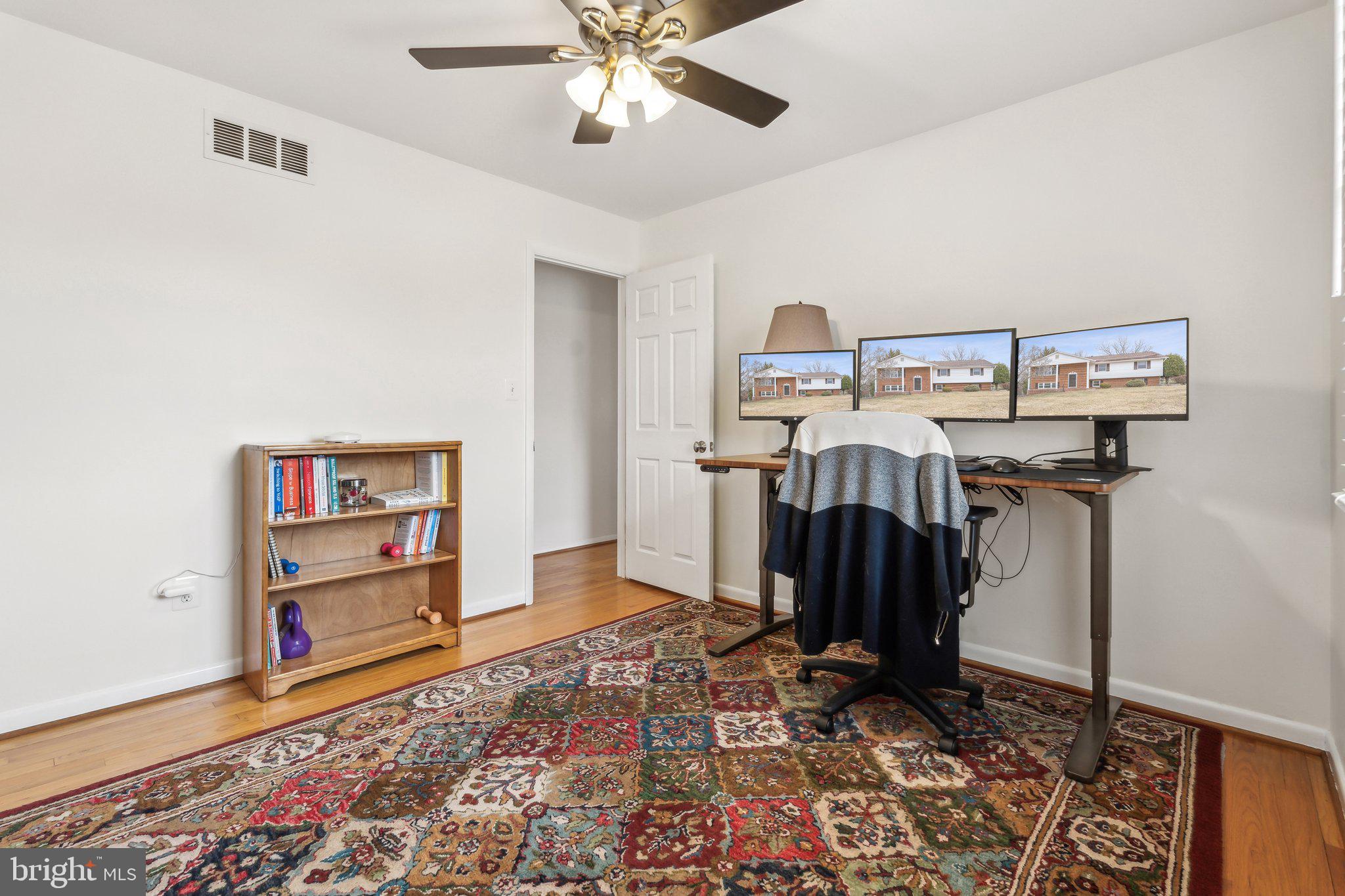 MOUNT HEBRON - Residential