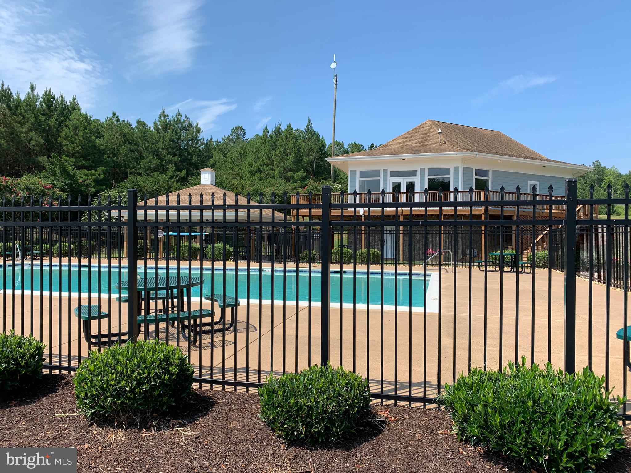 THE WATERS AT LAKE ANNA - Residential