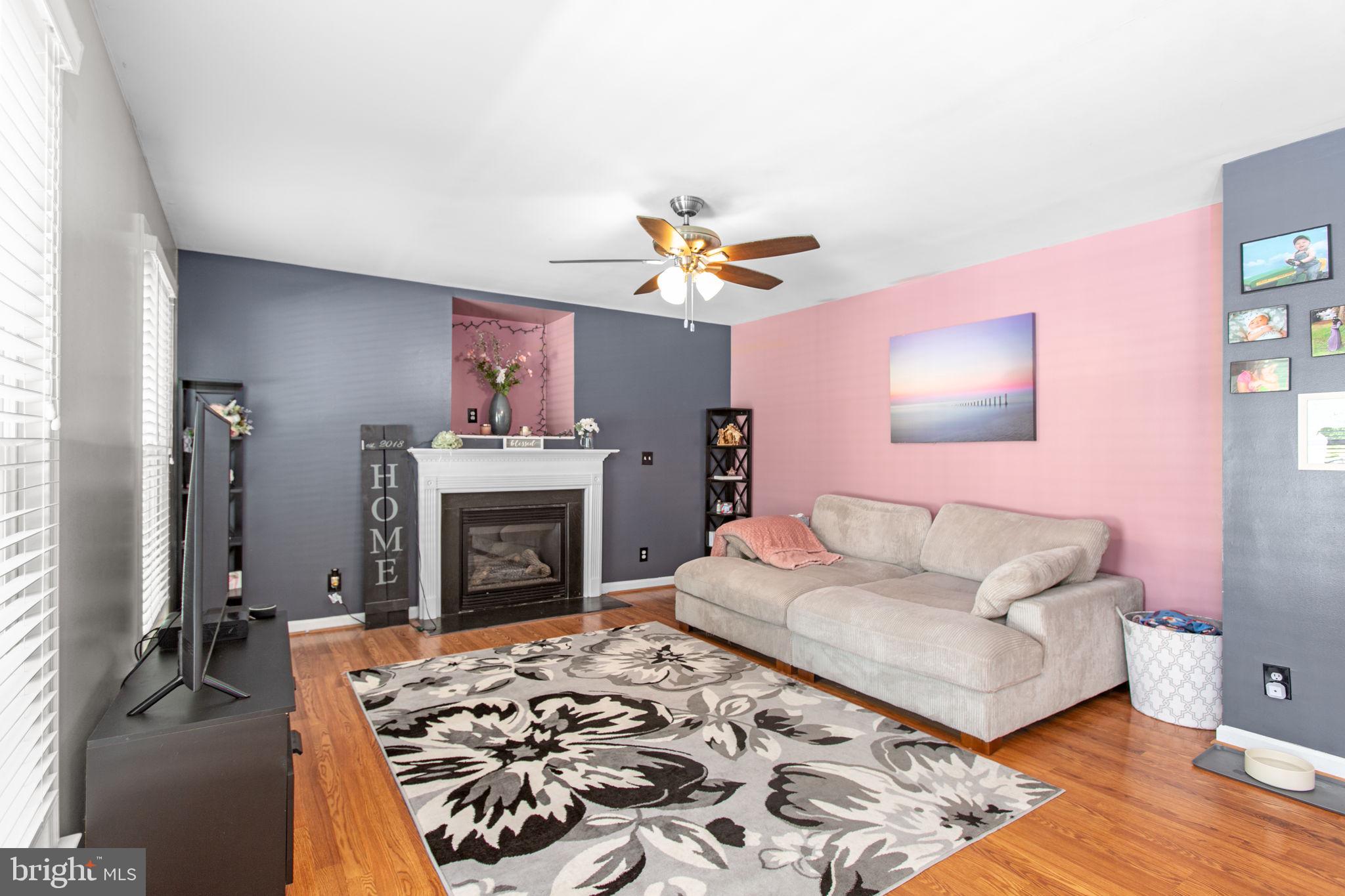 STONEYBROOKE - Residential