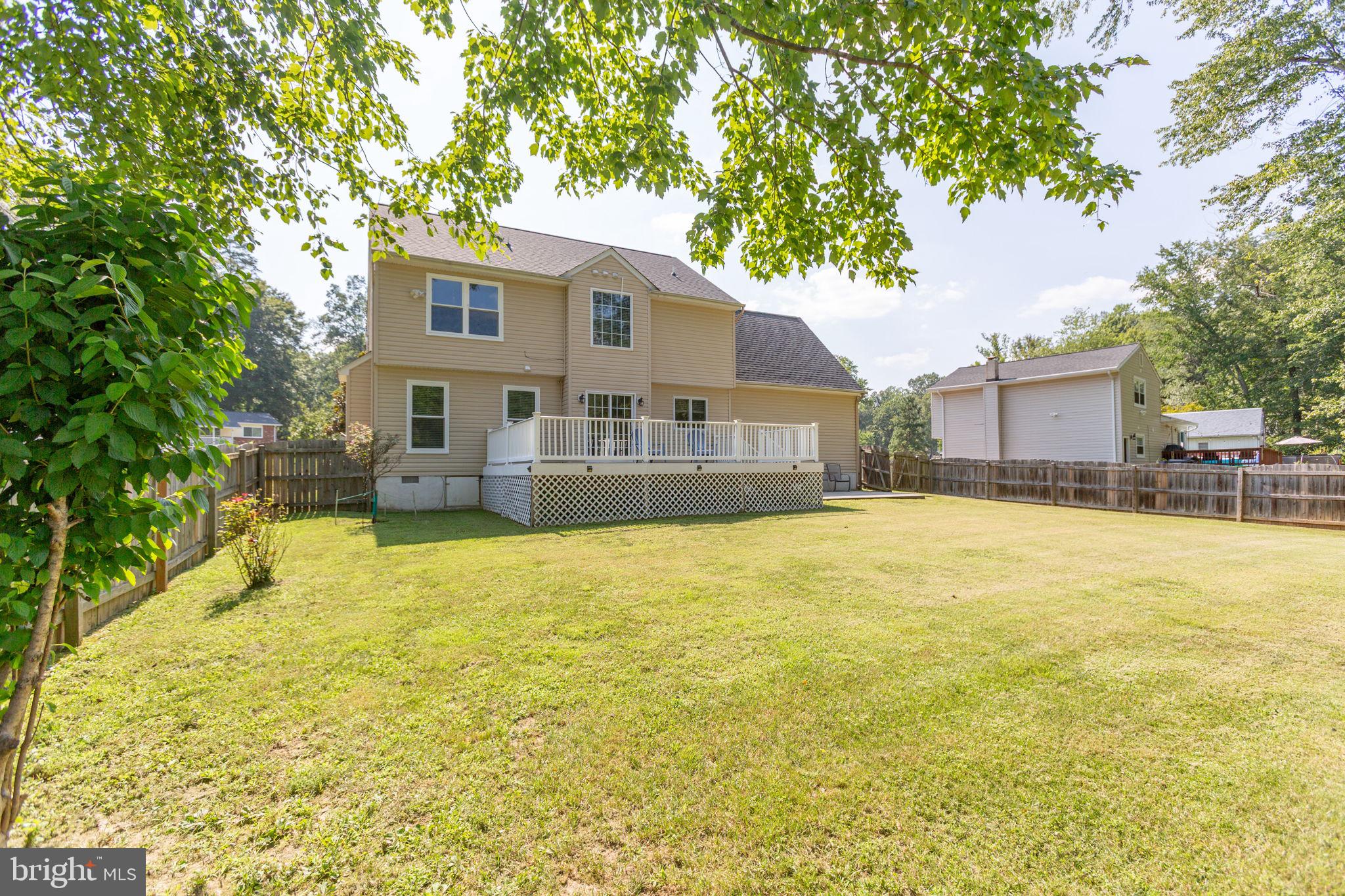 STONEYBROOKE - Residential