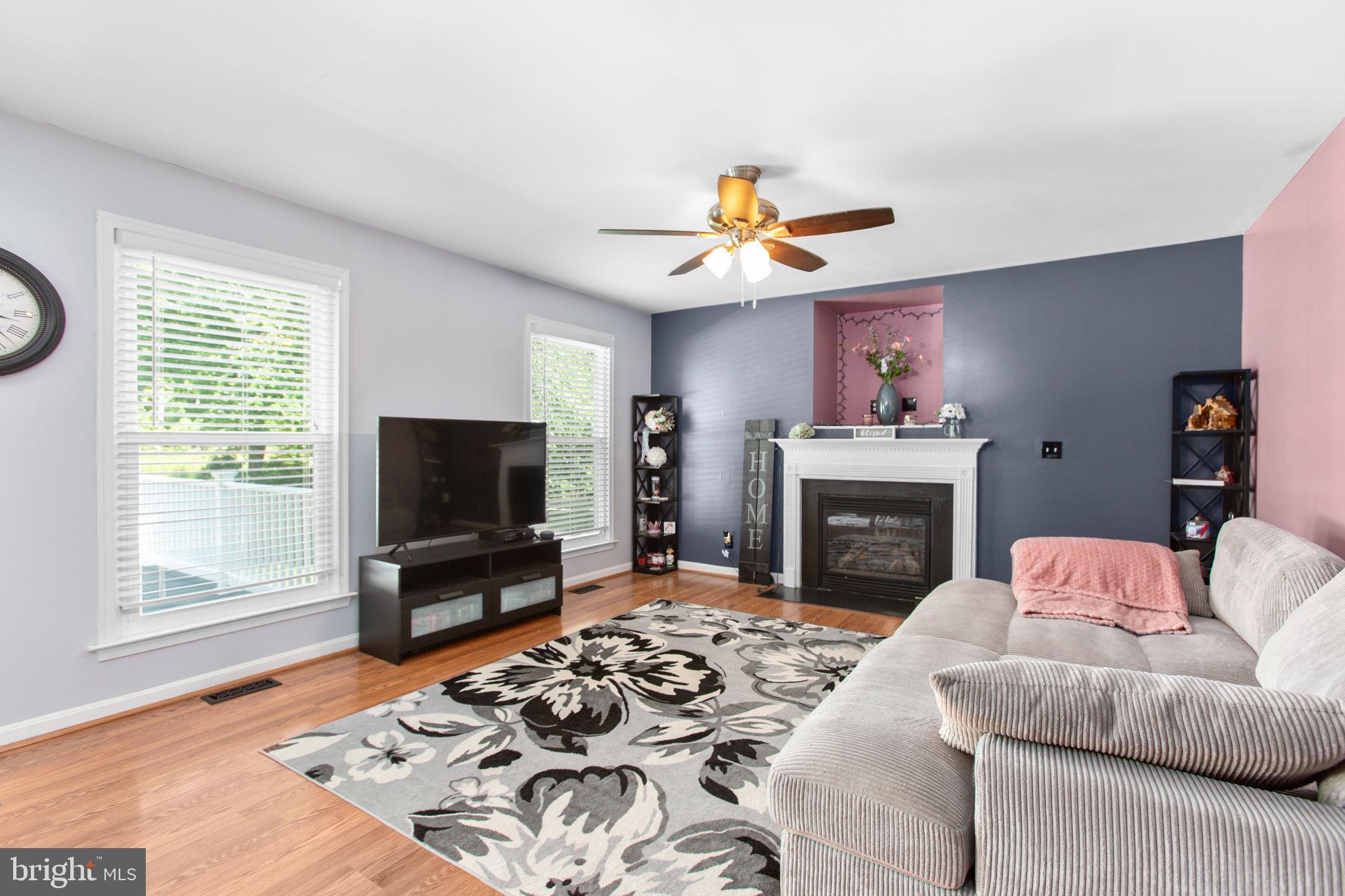 STONEYBROOKE - Residential