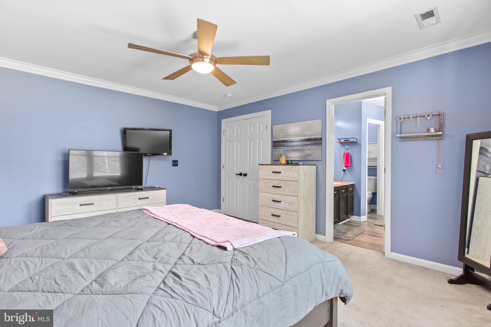 STONEYBROOKE - Residential