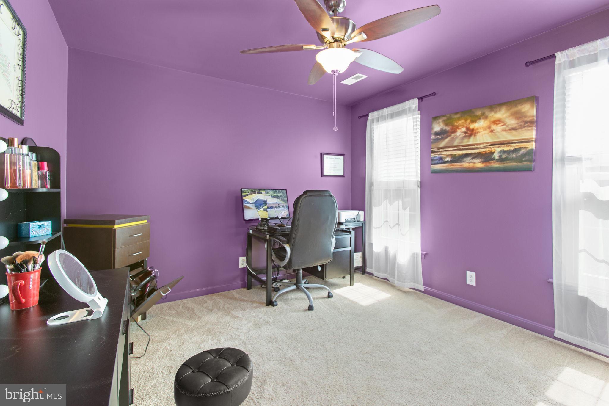 STONEYBROOKE - Residential