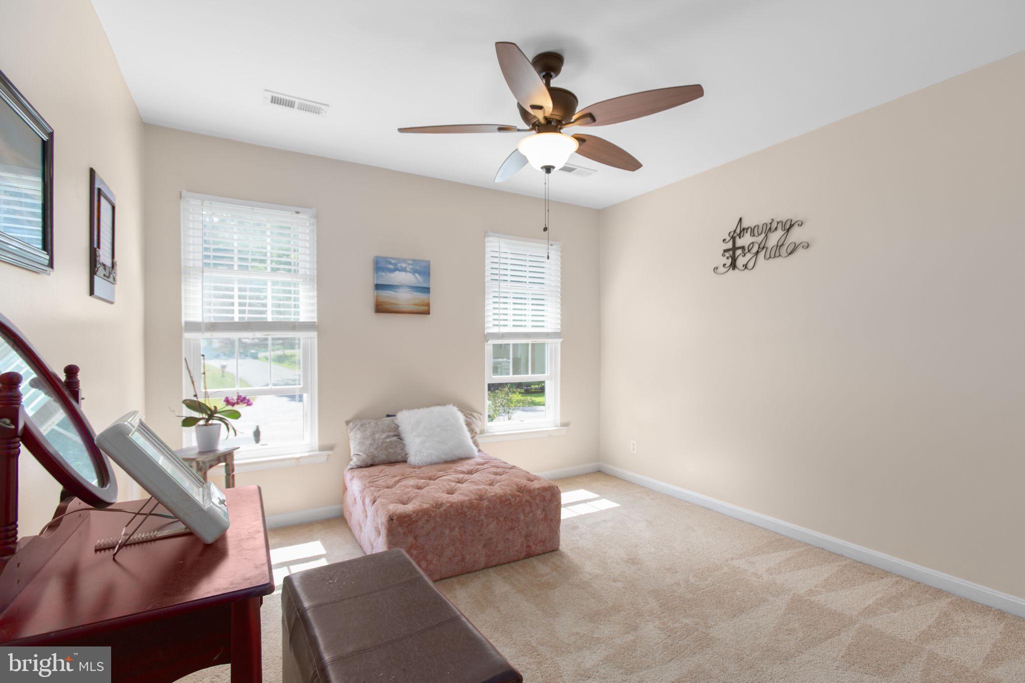 STONEYBROOKE - Residential