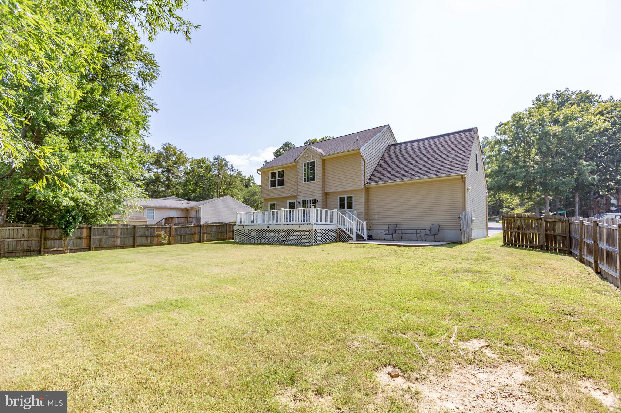 STONEYBROOKE - Residential