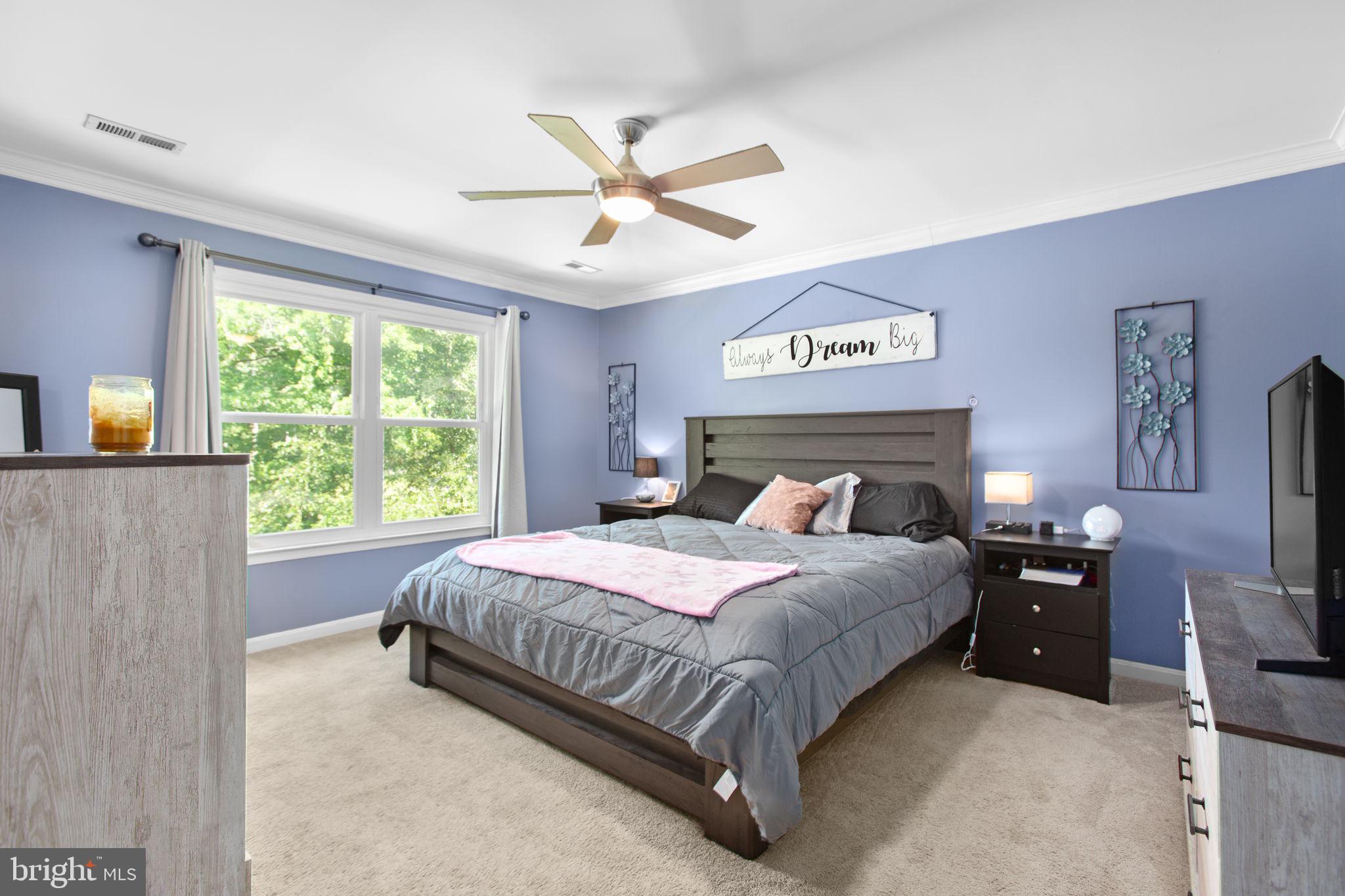 STONEYBROOKE - Residential