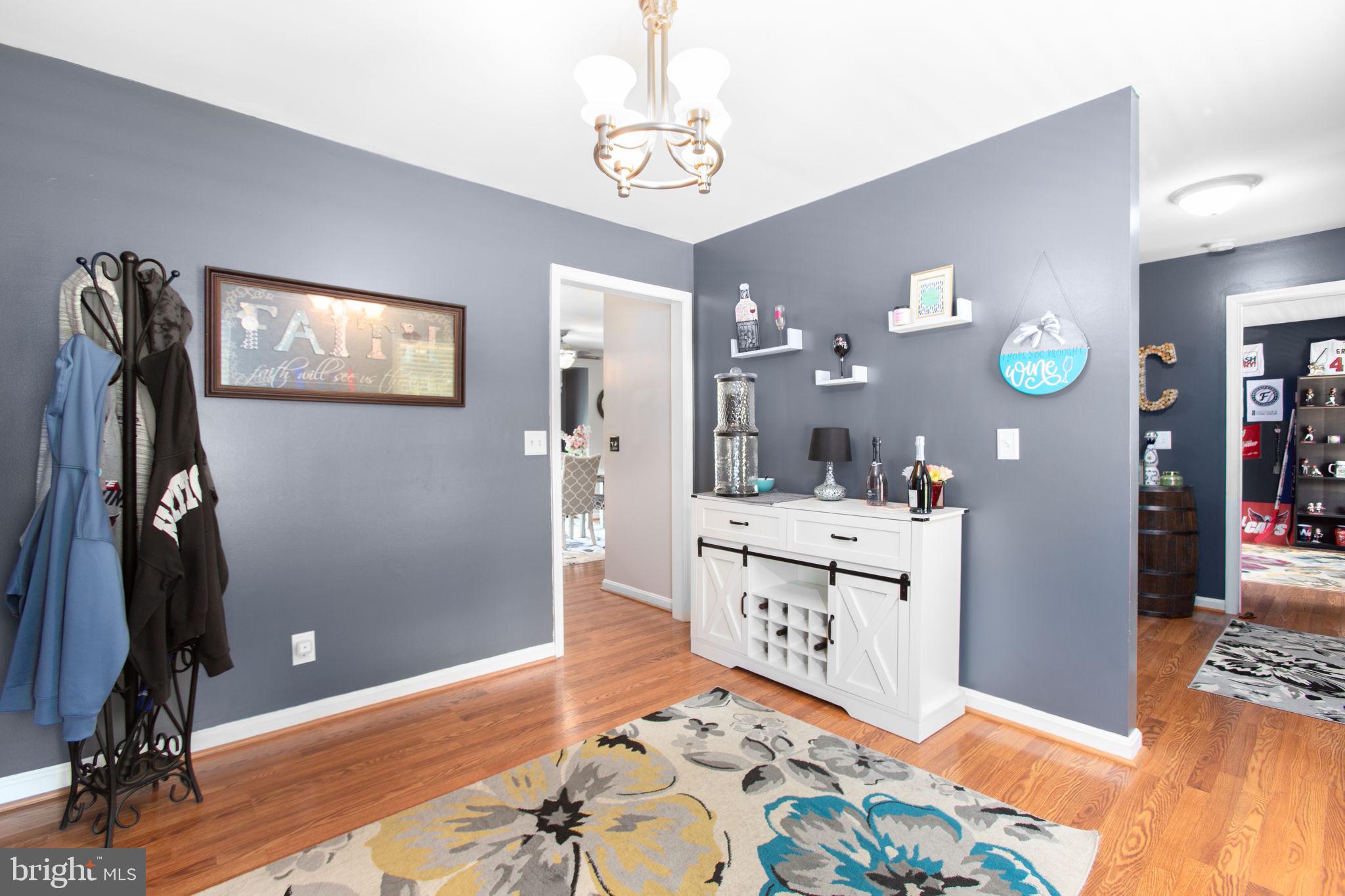 STONEYBROOKE - Residential