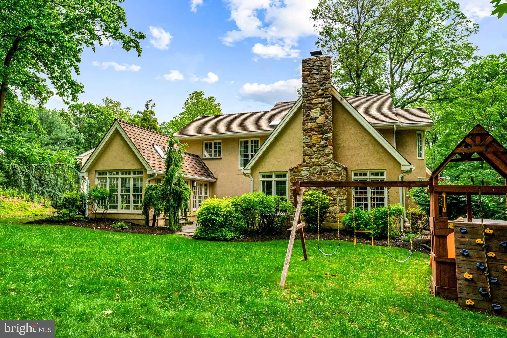Malvern, Pennsylvania 19355, United States, 5 Bedrooms Bedrooms, ,4 BathroomsBathrooms,Residential,Active,103465
