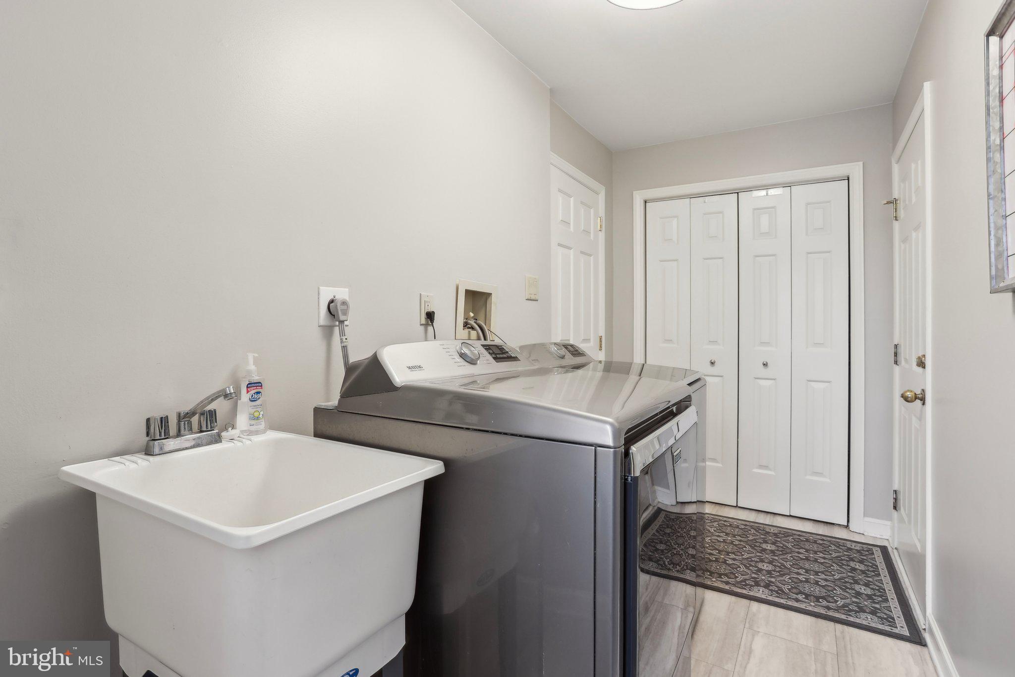 BRAMPTON CHASE - Residential