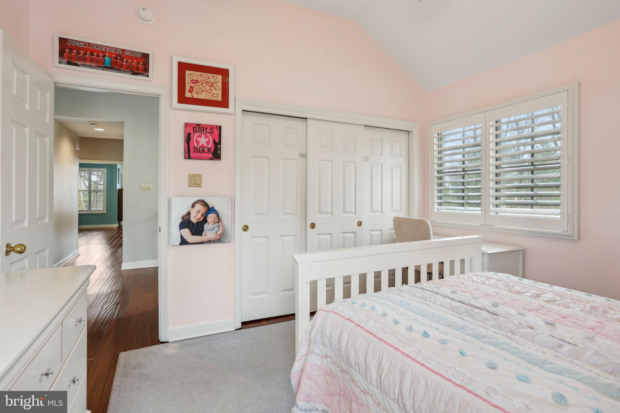 BRAMPTON CHASE - Residential