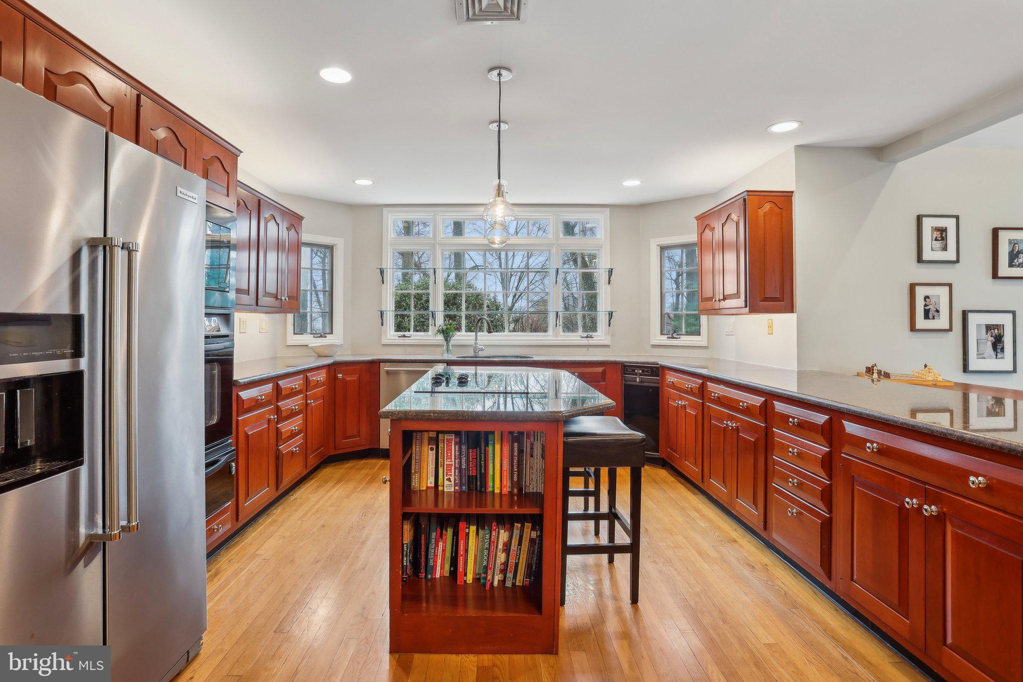 BRAMPTON CHASE - Residential