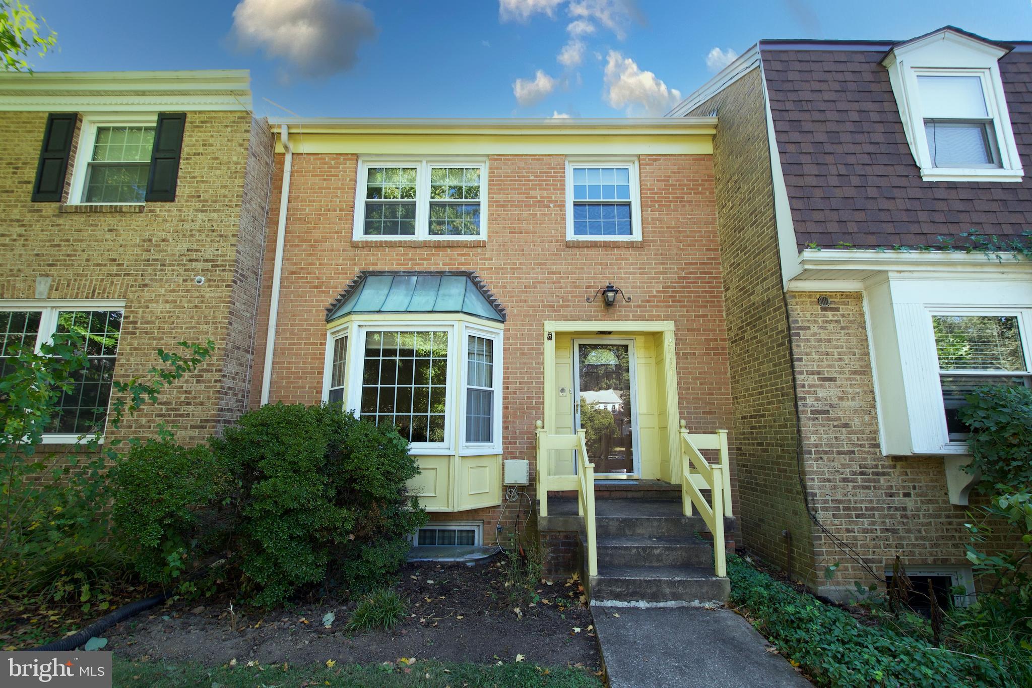 2417 FALLS PLACE COURT