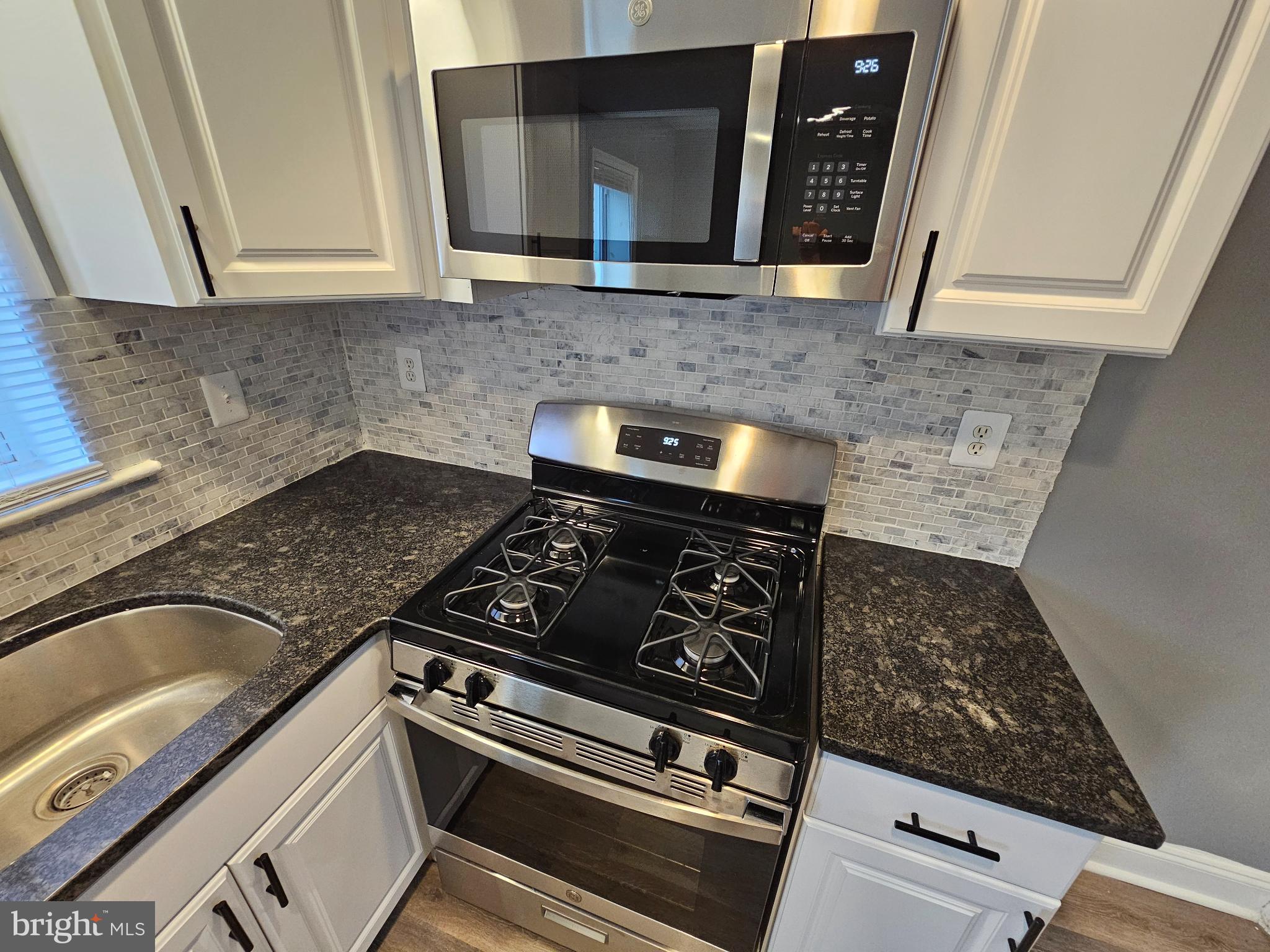 ARUNDEL VILLAGE - Residential