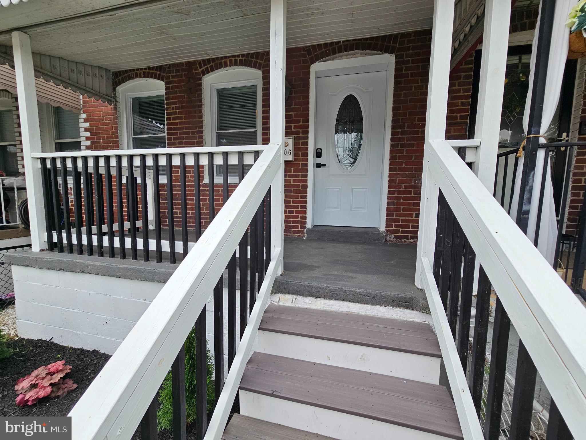 ARUNDEL VILLAGE - Residential