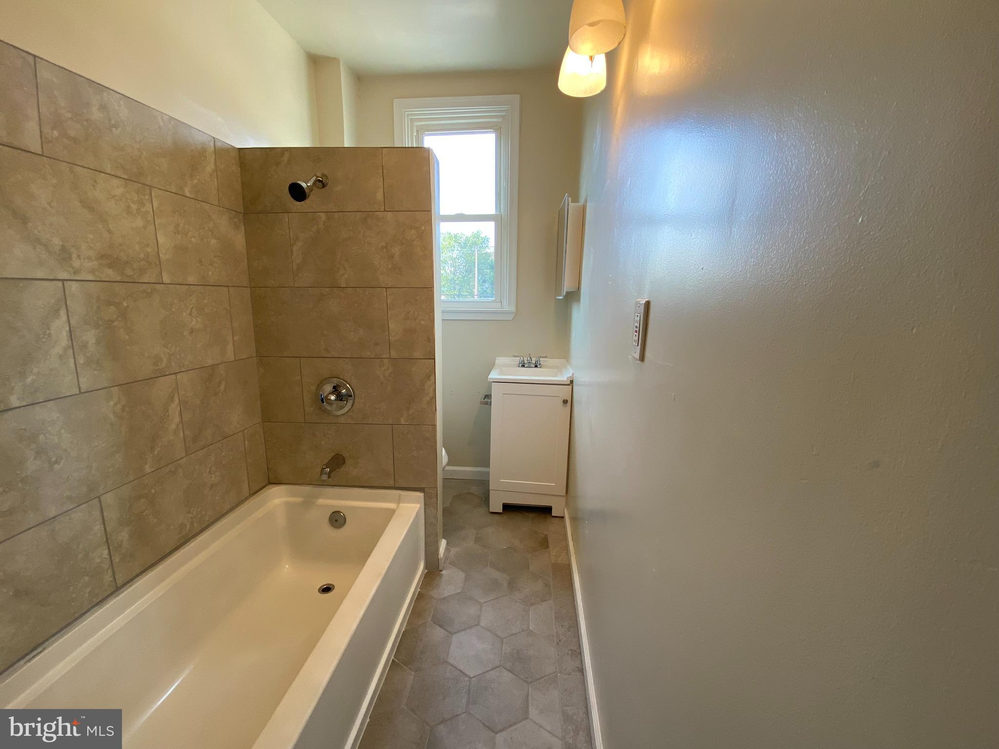 BIDDLE STREET - Residential Lease