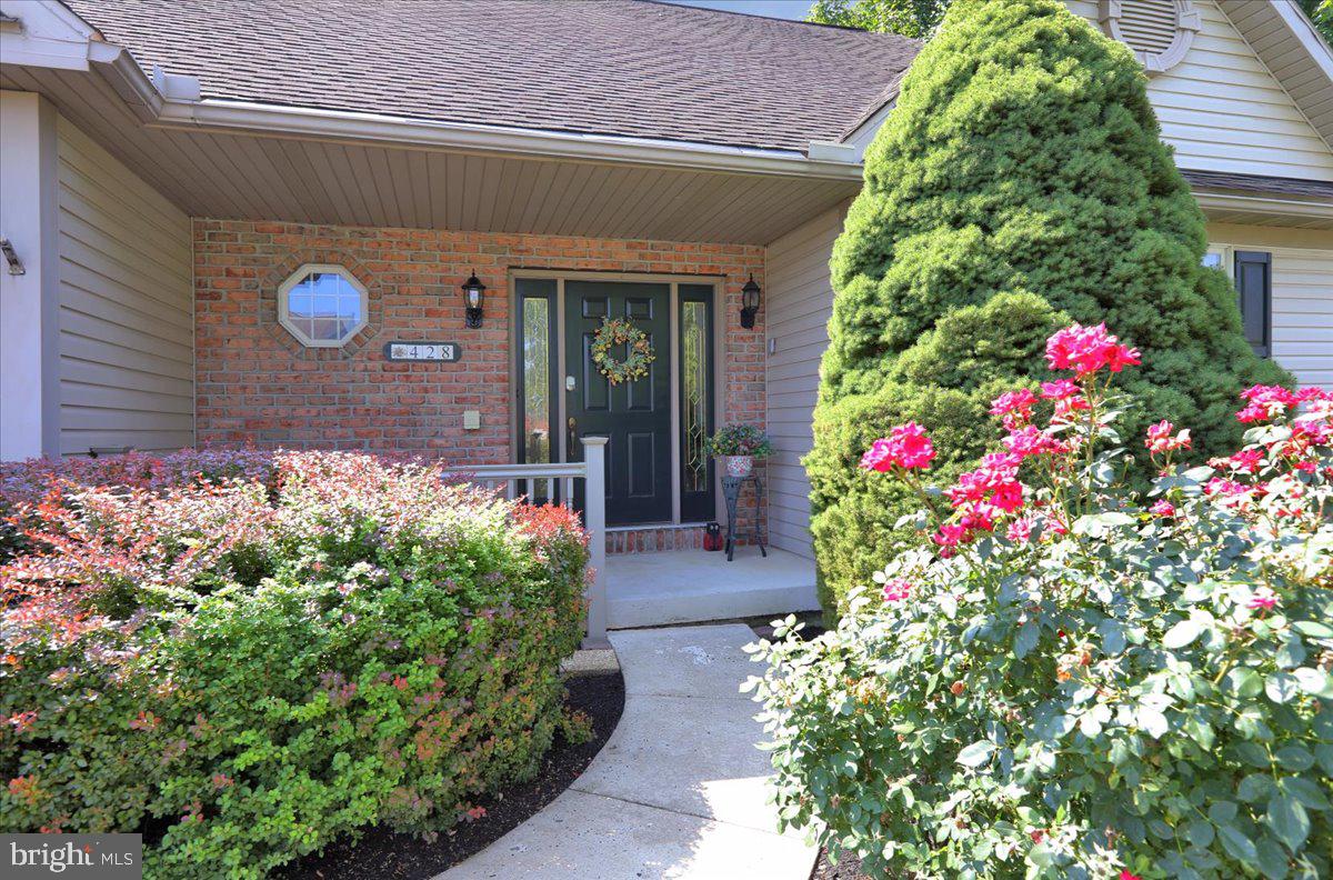 SHADOW RIDGE - Residential