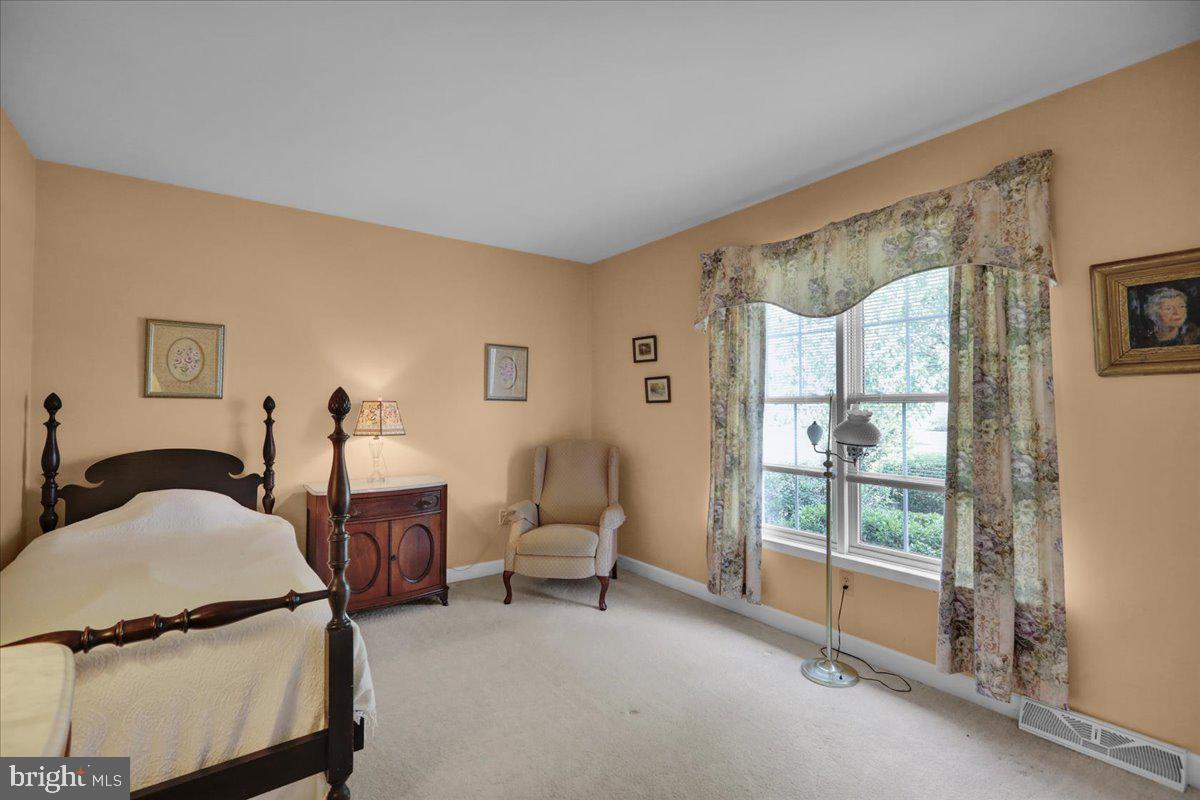 SHADOW RIDGE - Residential