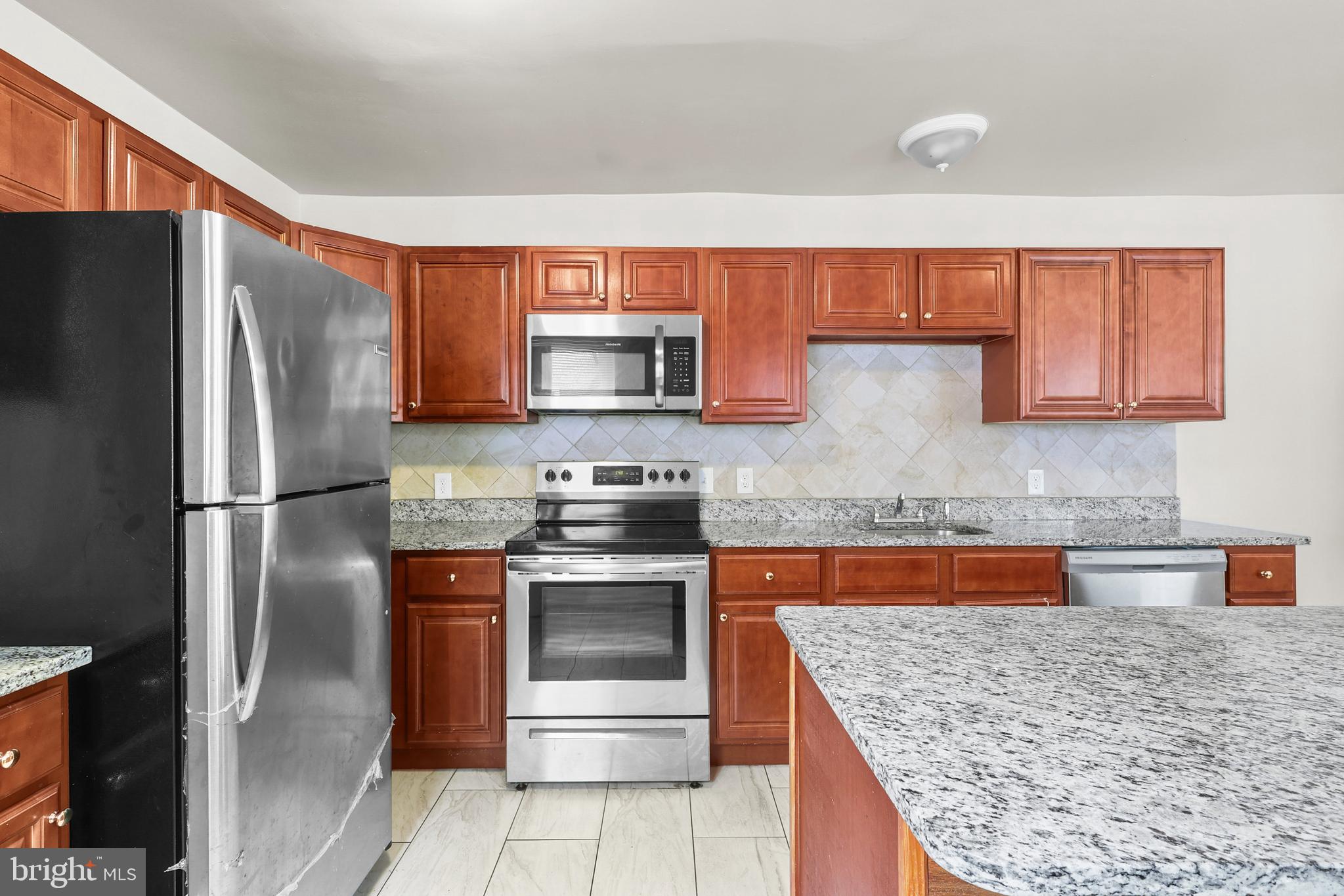 BROADWAY EAST - Residential Lease