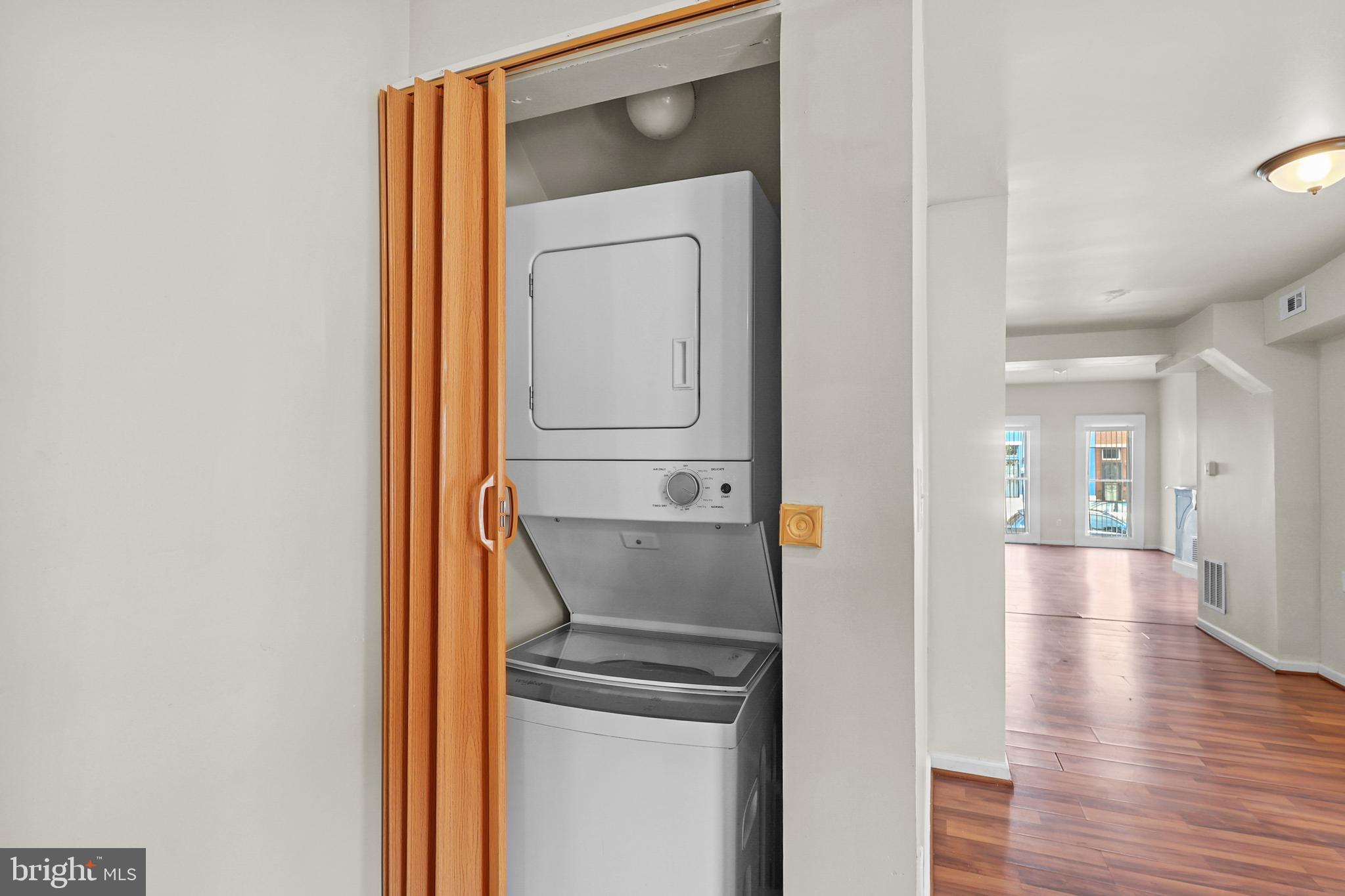 BROADWAY EAST - Residential Lease