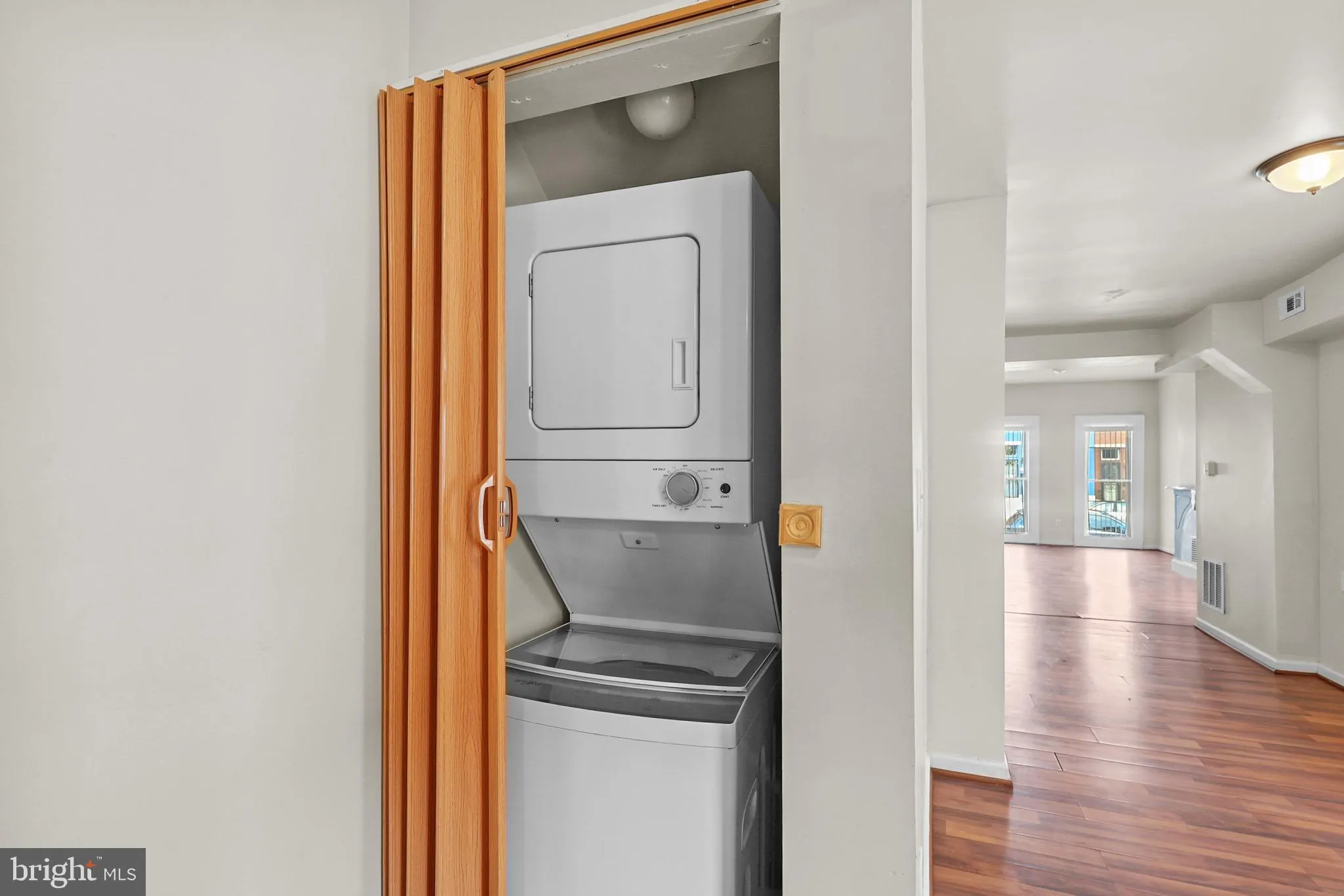 Baltimore, Maryland 21213, United States, 3 Bedrooms Bedrooms, ,3 BathroomsBathrooms,Residential,Active,152689