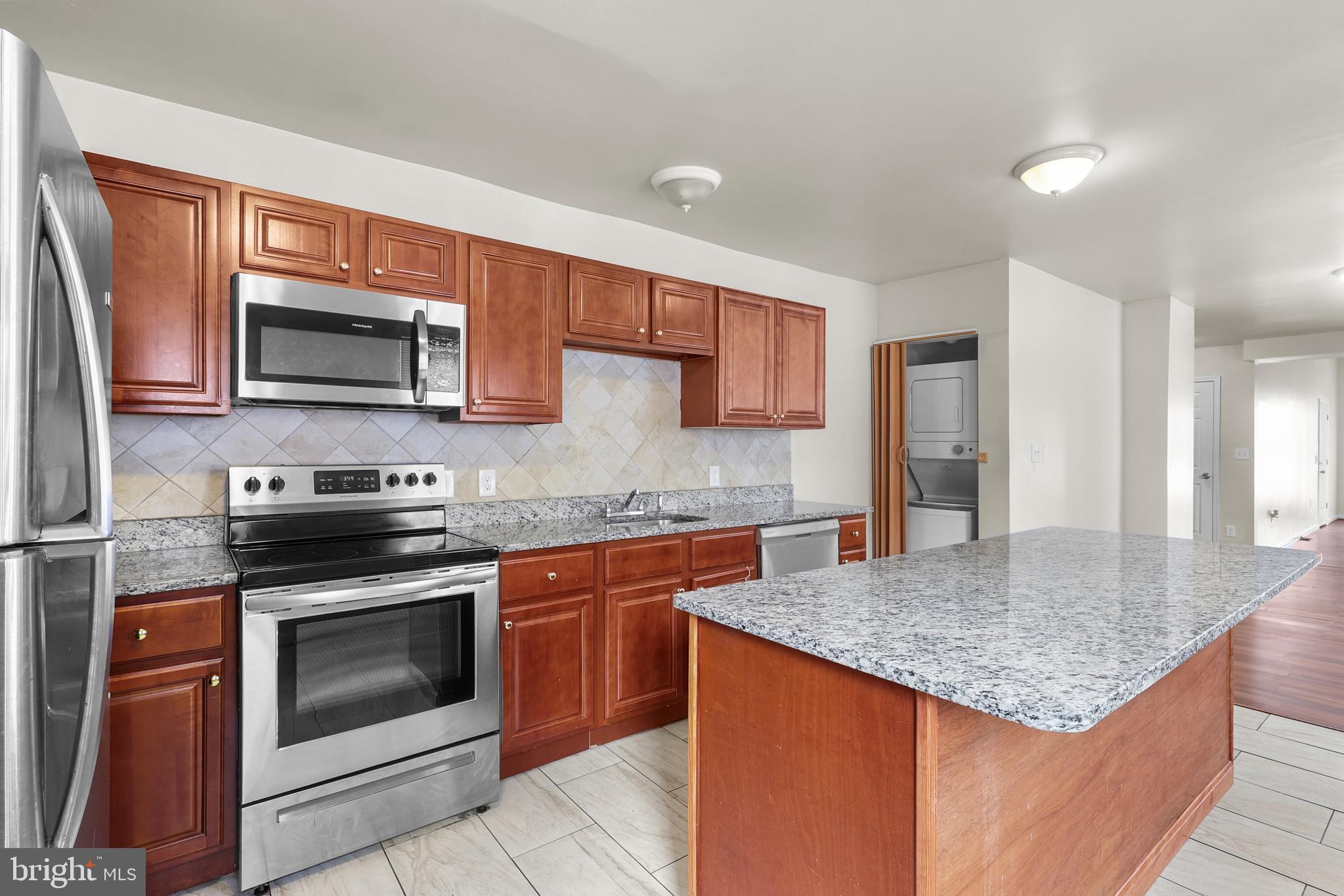 BROADWAY EAST - Residential Lease