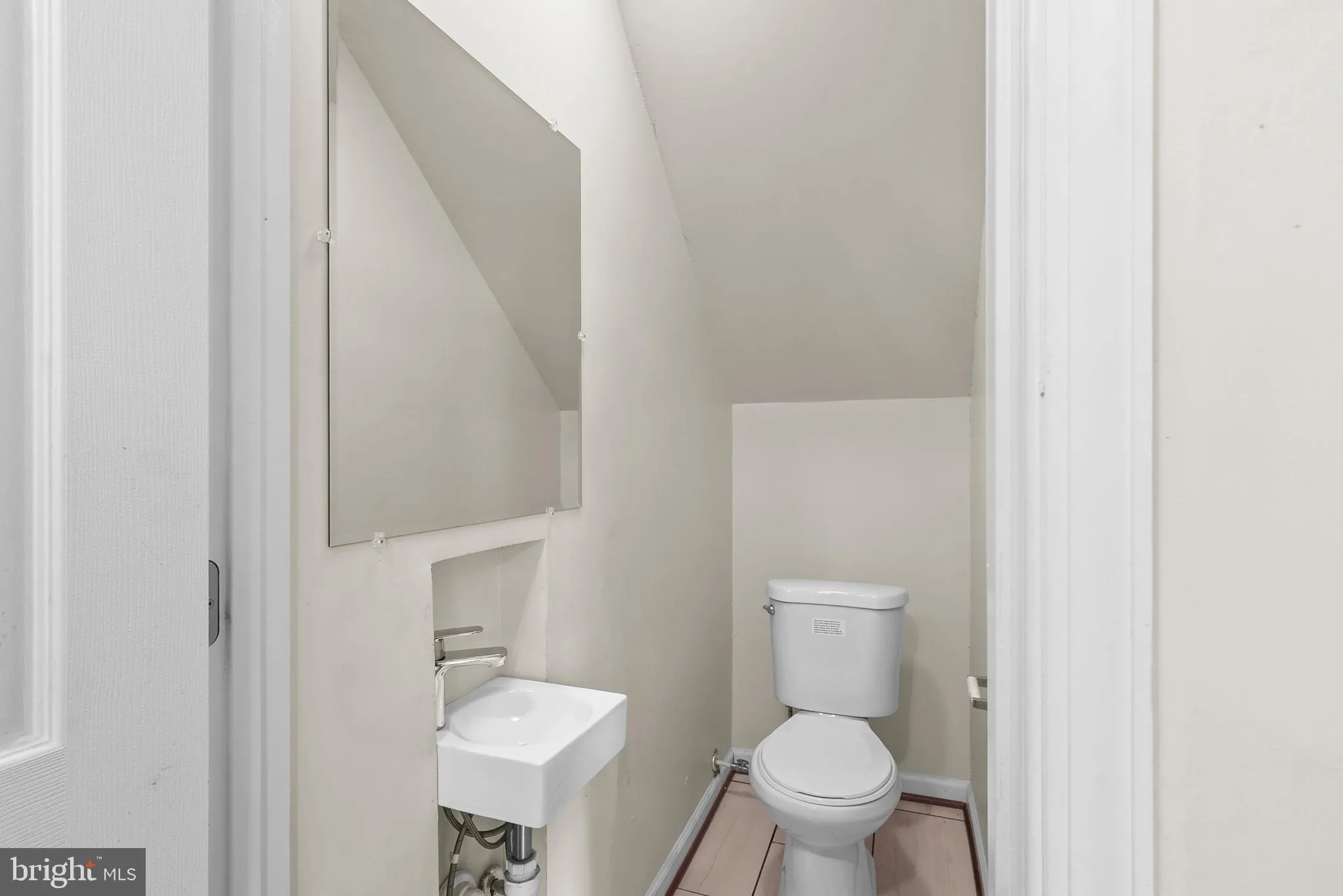 Baltimore, Maryland 21213, United States, 3 Bedrooms Bedrooms, ,3 BathroomsBathrooms,Residential,Active,152689