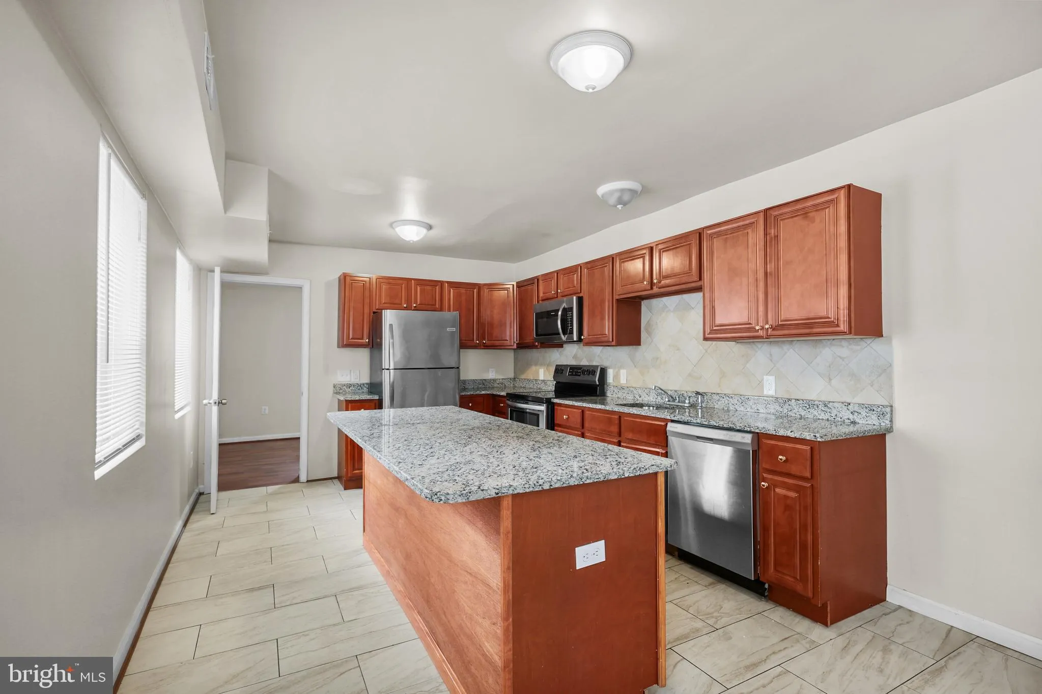 Baltimore, Maryland 21213, United States, 3 Bedrooms Bedrooms, ,3 BathroomsBathrooms,Residential,Active,152689