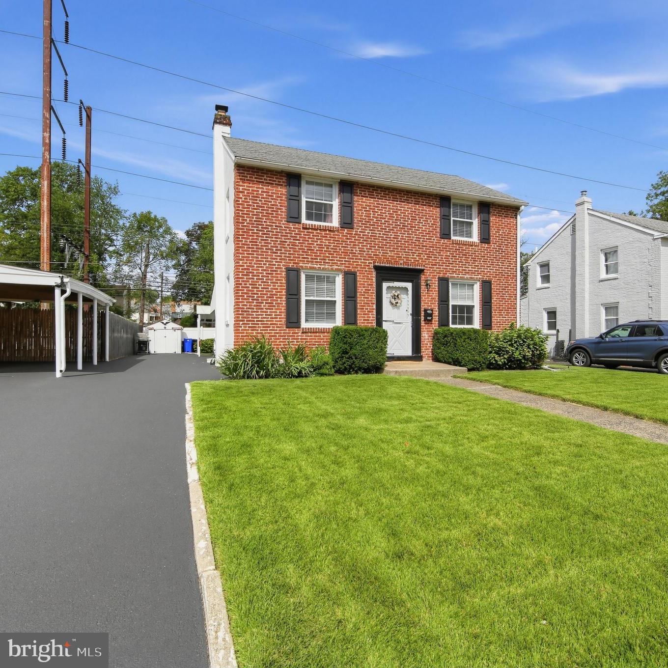 1027 EDGERTON ROAD