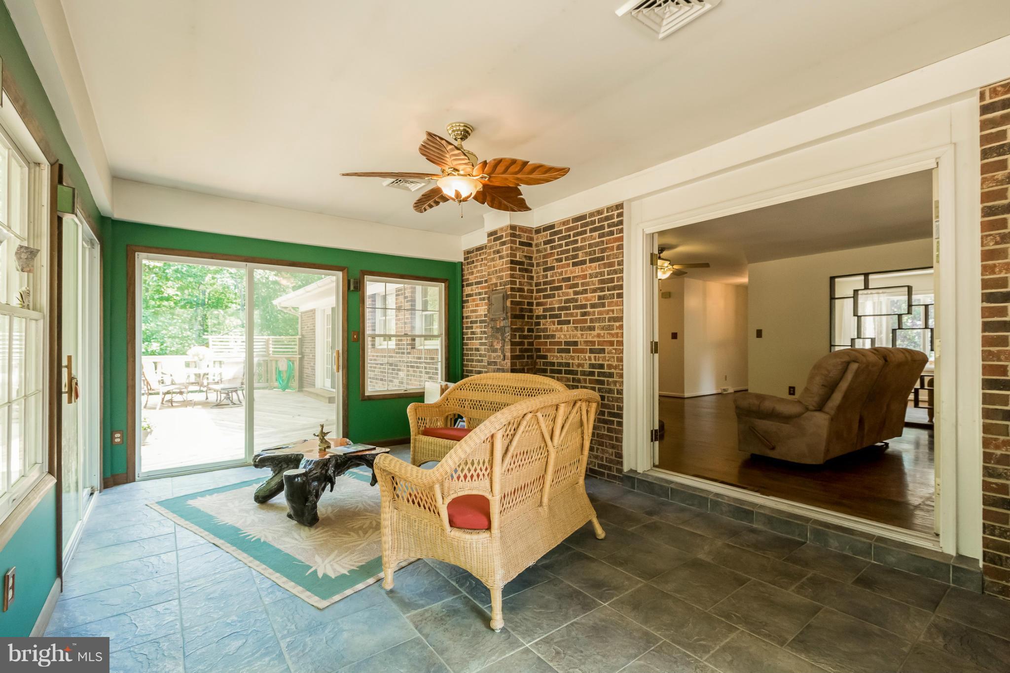 RED HILL - Residential