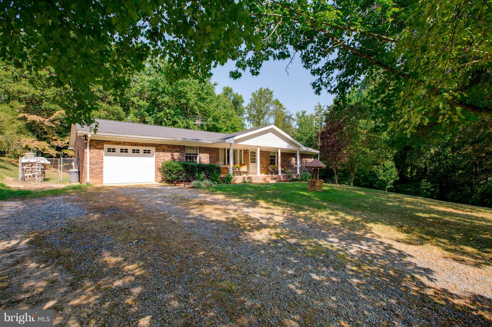 RED HILL - Residential