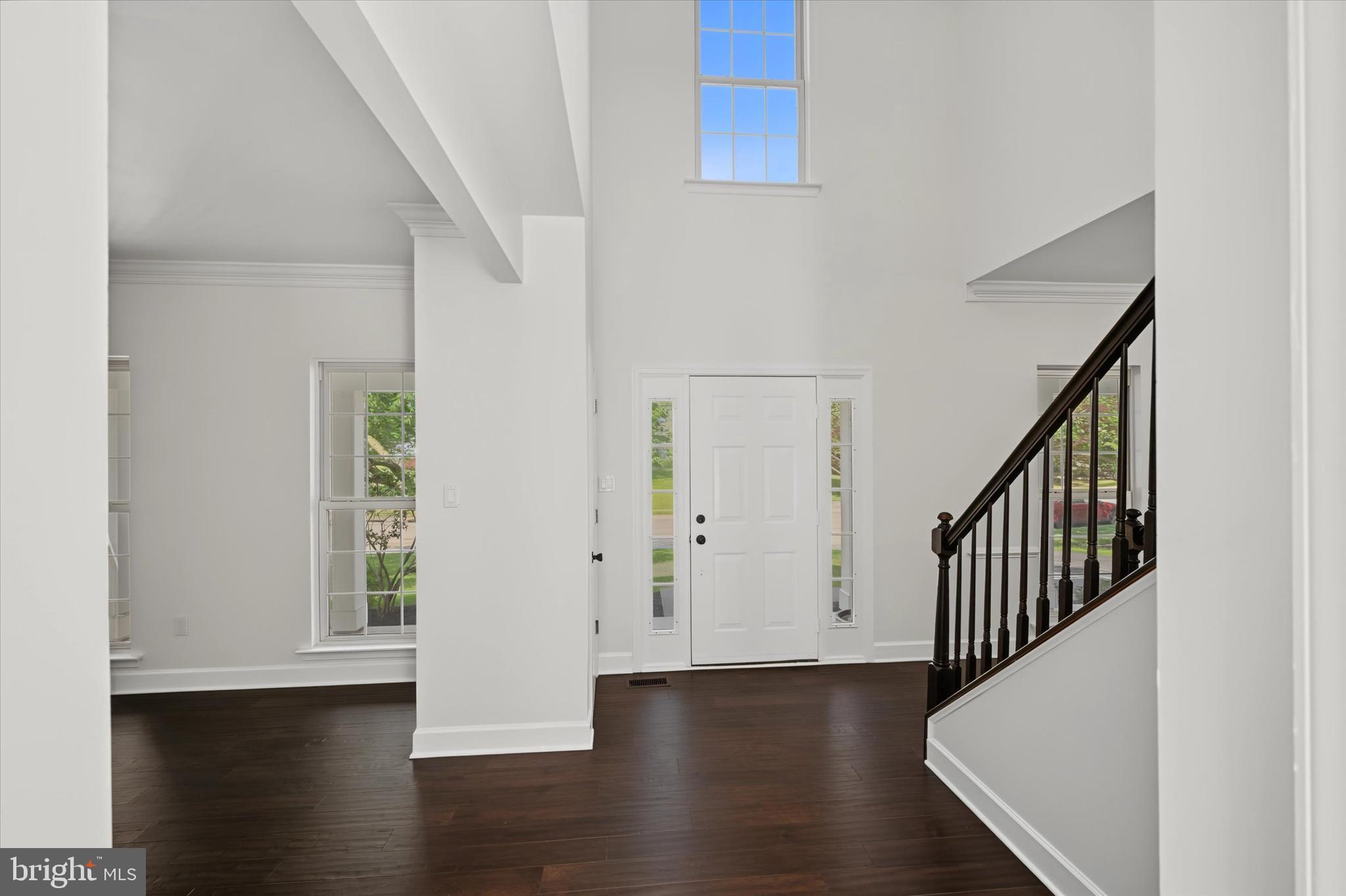 812 CAREN DRIVE