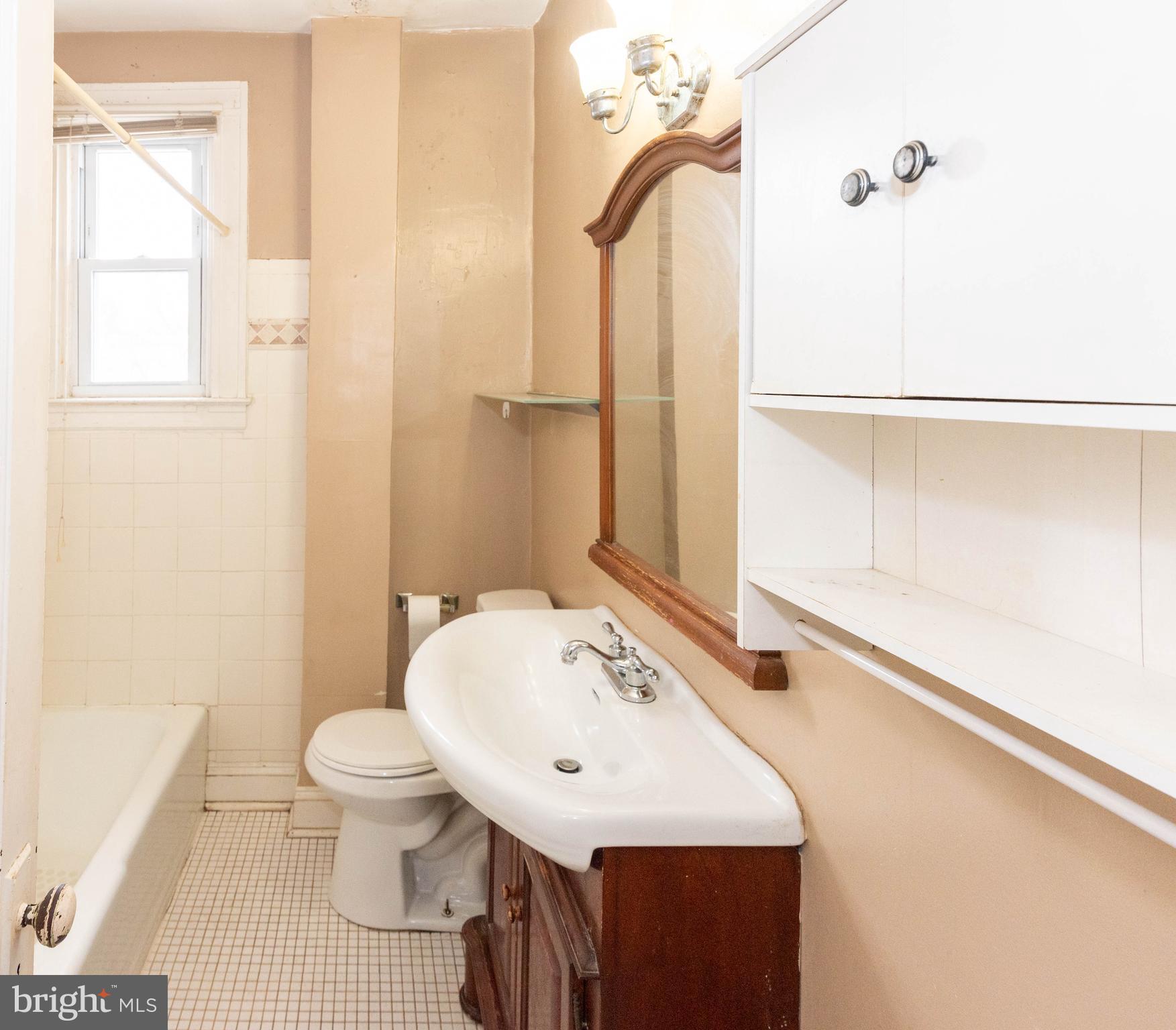 HAMPDEN HISTORIC DISTRICT - Residential