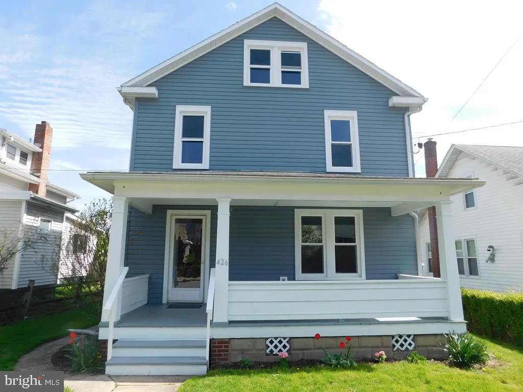 426 W 5th Street, Lewistown, PA 17044