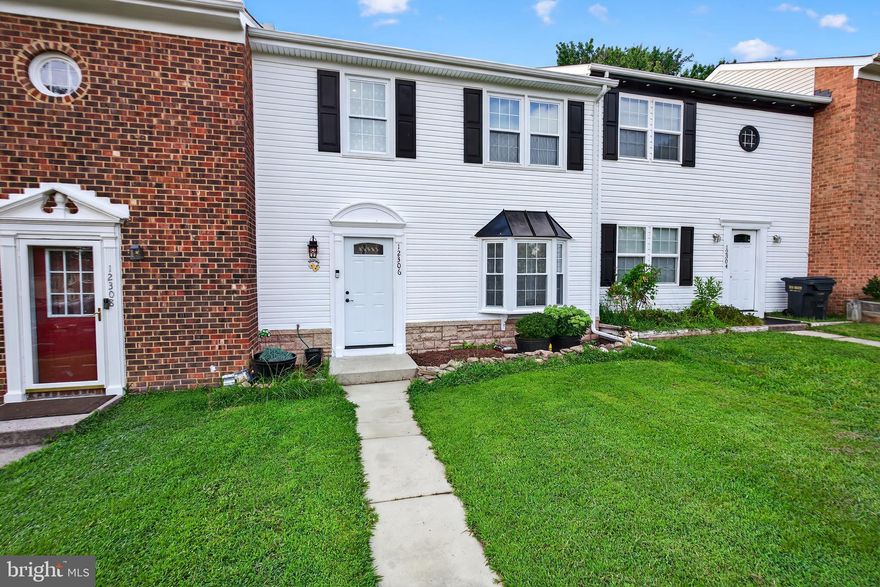 Updated Townhome In Established Community!

Come make this home yours!  See this stunning 3-bedroom, 1.5-bathroom townhome, fully renovated in 2024 and MOVE IN READY!  No detail was overlooked in this transformation, ensuring a modern and comfortable living experience.  The interior boasts new paint, beautiful LVP flooring, new windows, and a completely updated kitchen featuring stainless steel appliances (dishwasher and oven haven't been used yet), granite countertops, new cabinets, and recessed lighting. A convenient 2-in-1 washer/dryer combo is also included.  Both bathrooms have been fully updated with new fixtures, flooring, and tile finish.  Outside, the finished patio and fully fenced backyard, complete with a large storage shed, are perfect for relaxing and entertaining.  New outside pipe from home to road replaced in 2024. This home is ideally located with easy access to schools, shopping, and community amenities. The neighborhood offers something for everyone, including swimming pools, pickleball, basketball and volleyball courts, walk/bike paths, and community events. Easy access to freeways, commuter lots, and bus routes. It’s a true MOVE IN READY home that combines modern updates with a community location. Don't miss your chance to see this incredible property! COME MAKE THIS HOME YOURS!