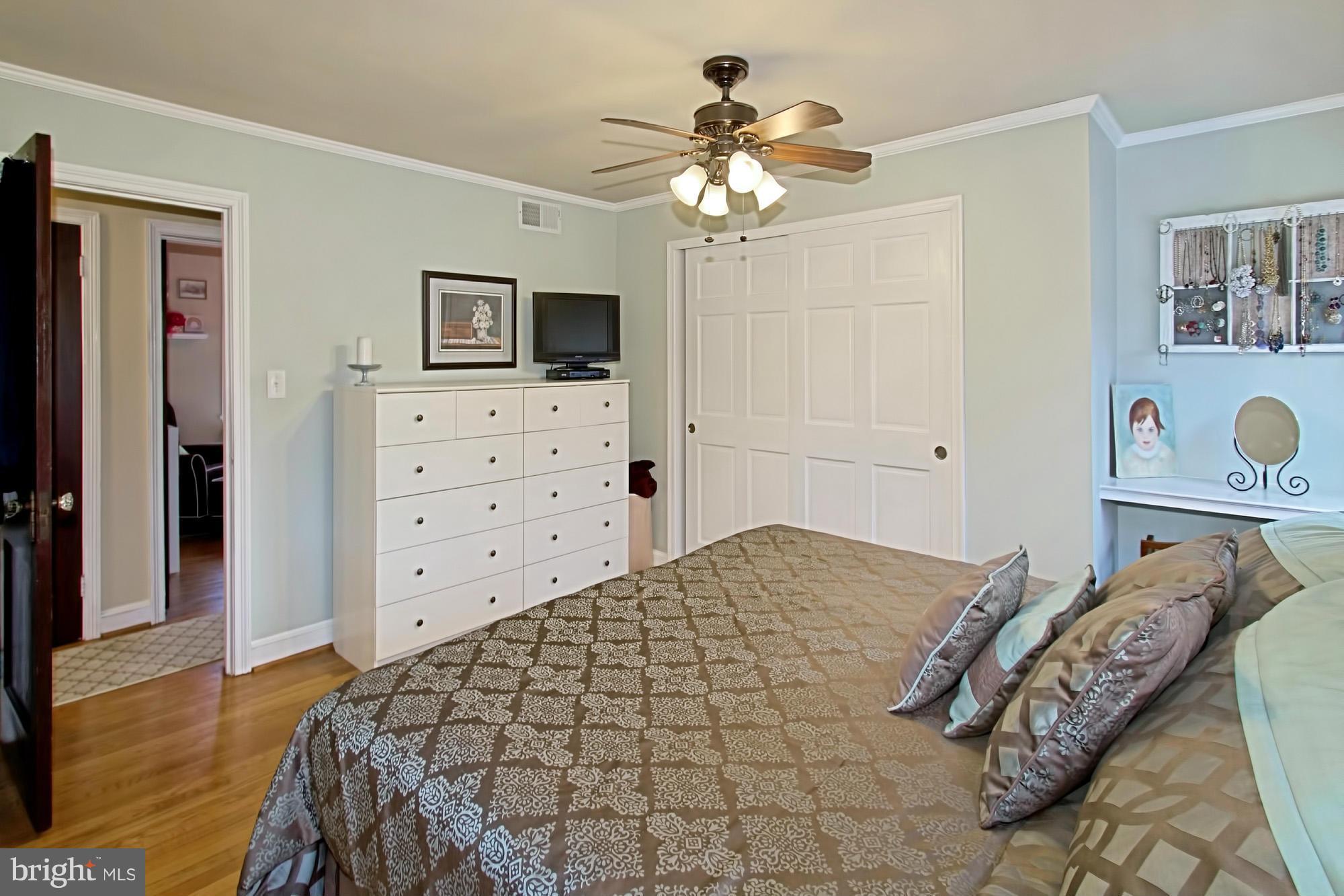 ROSEMONT - Residential