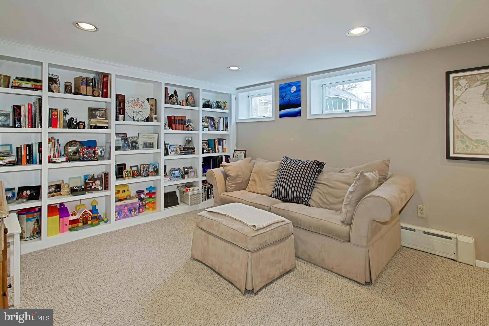 ROSEMONT - Residential