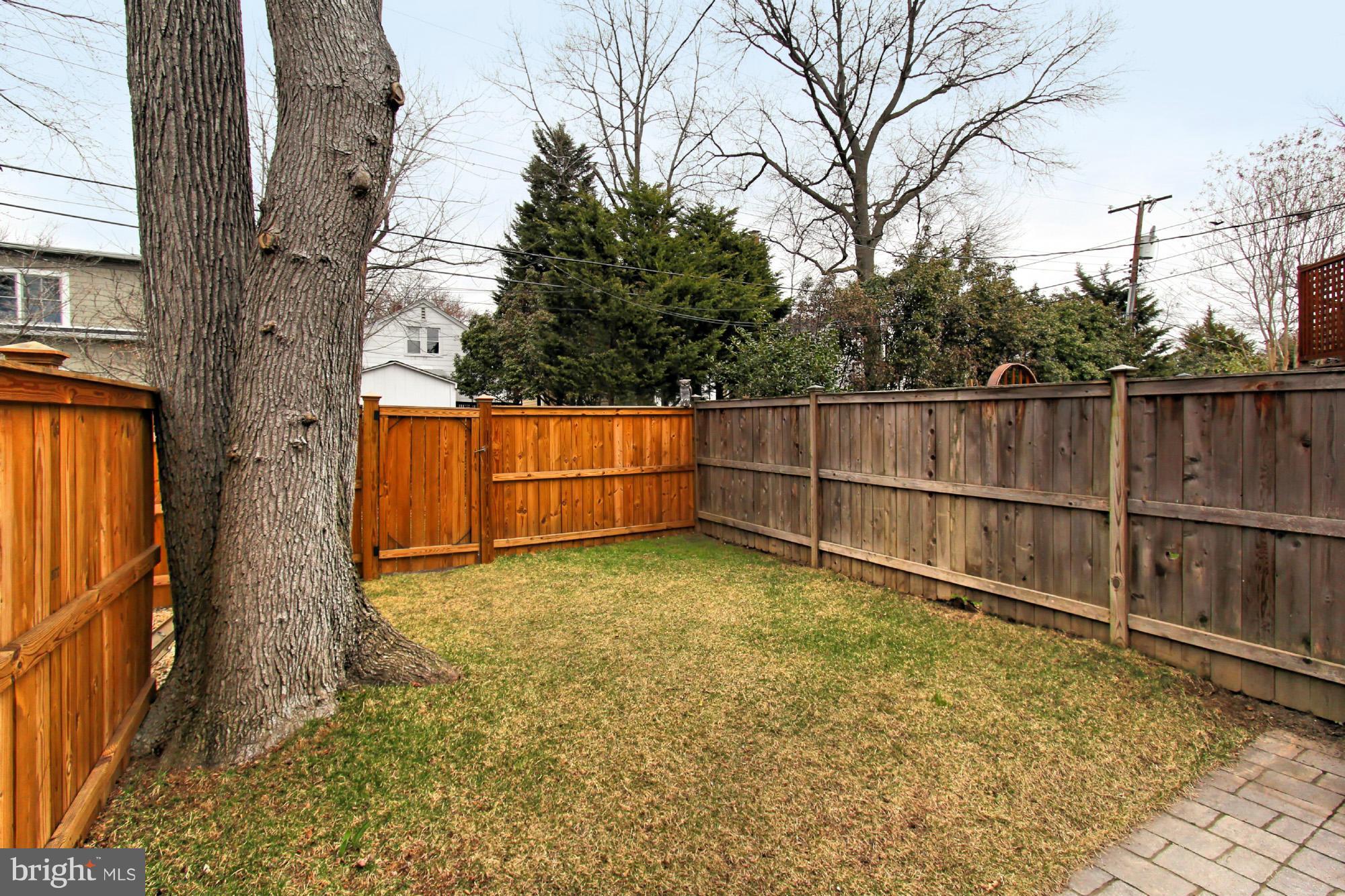 ROSEMONT - Residential