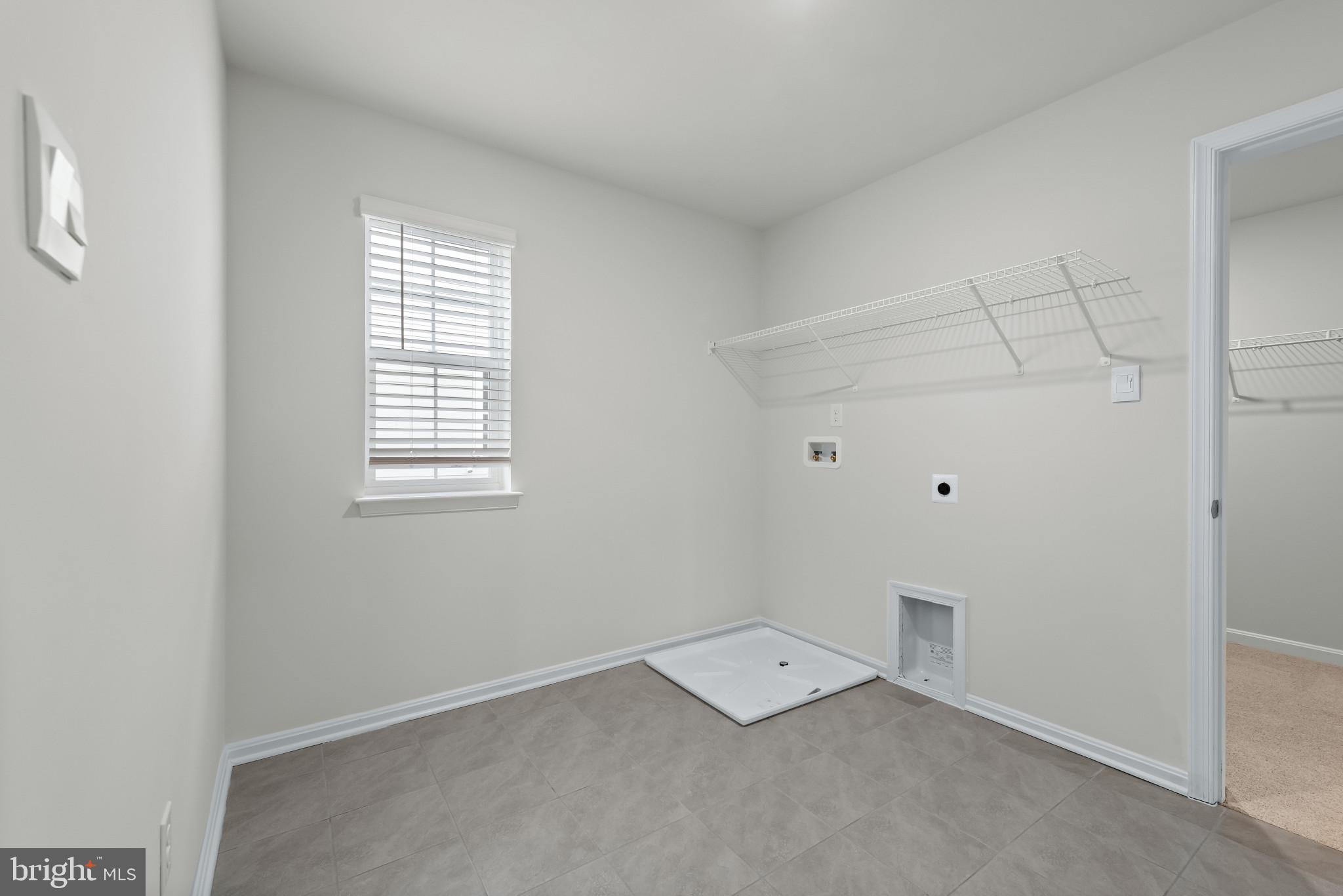 CREEKSIDE ESTATES - Residential