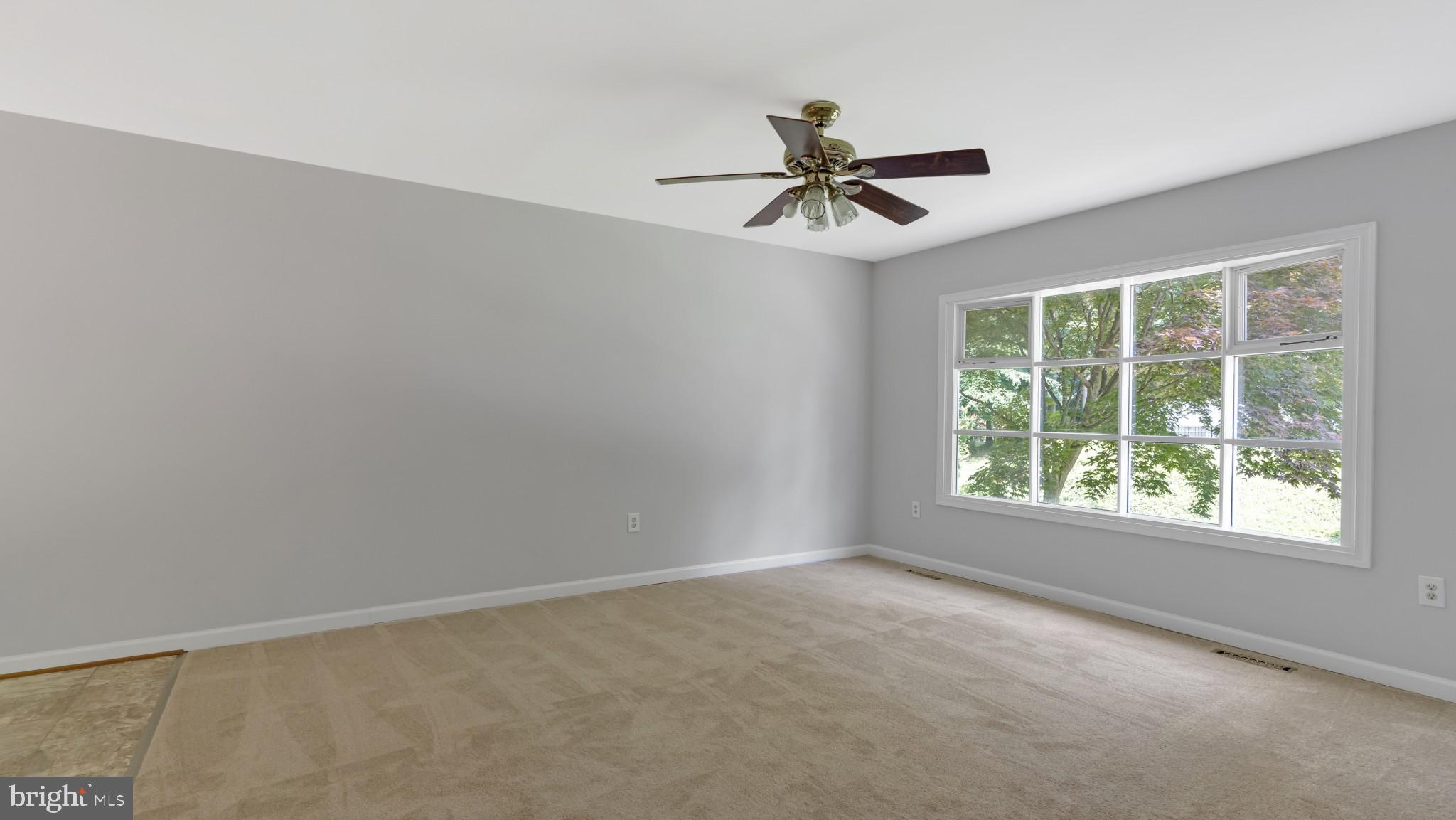 LONG BEACH - Residential