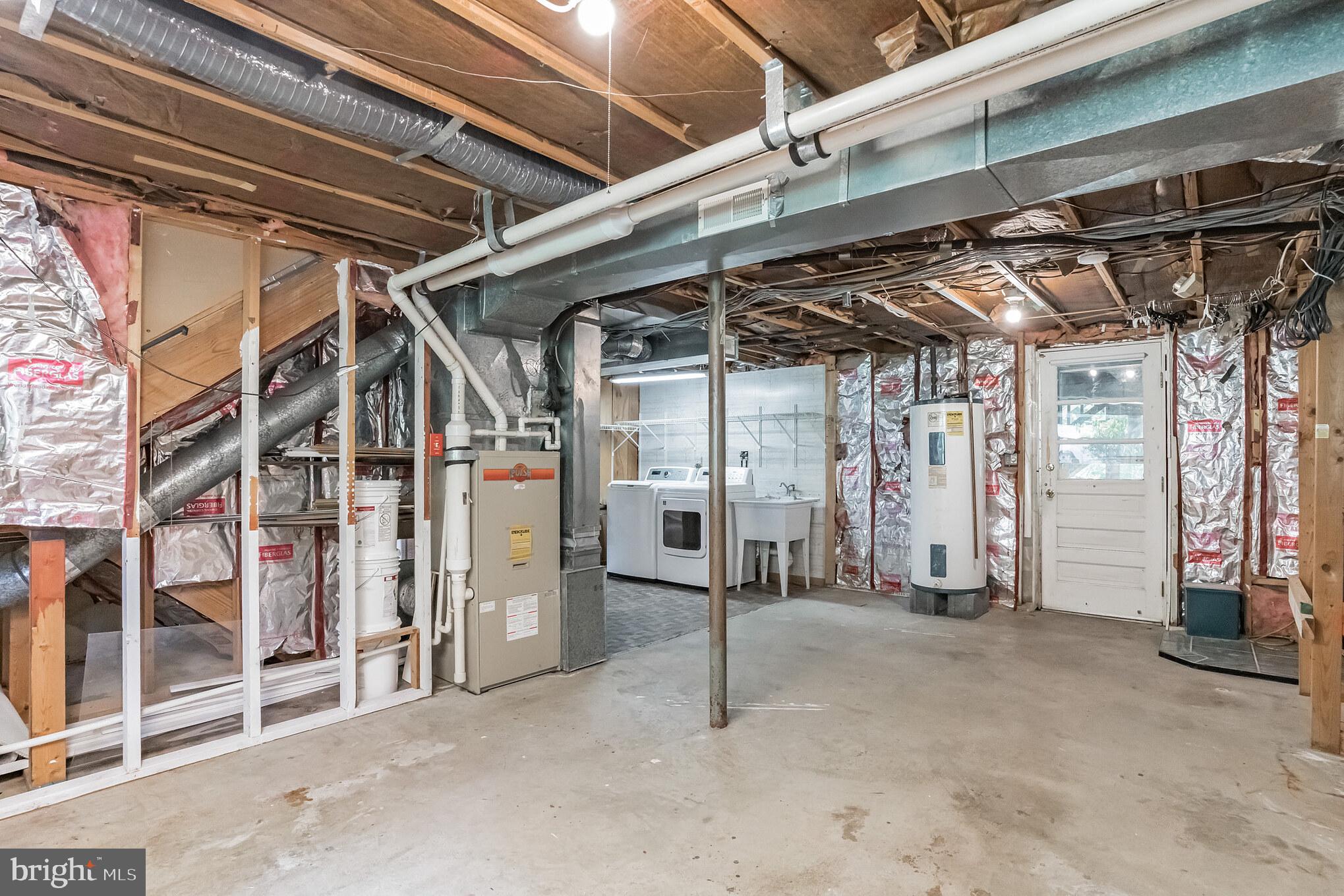 LONG BEACH - Residential