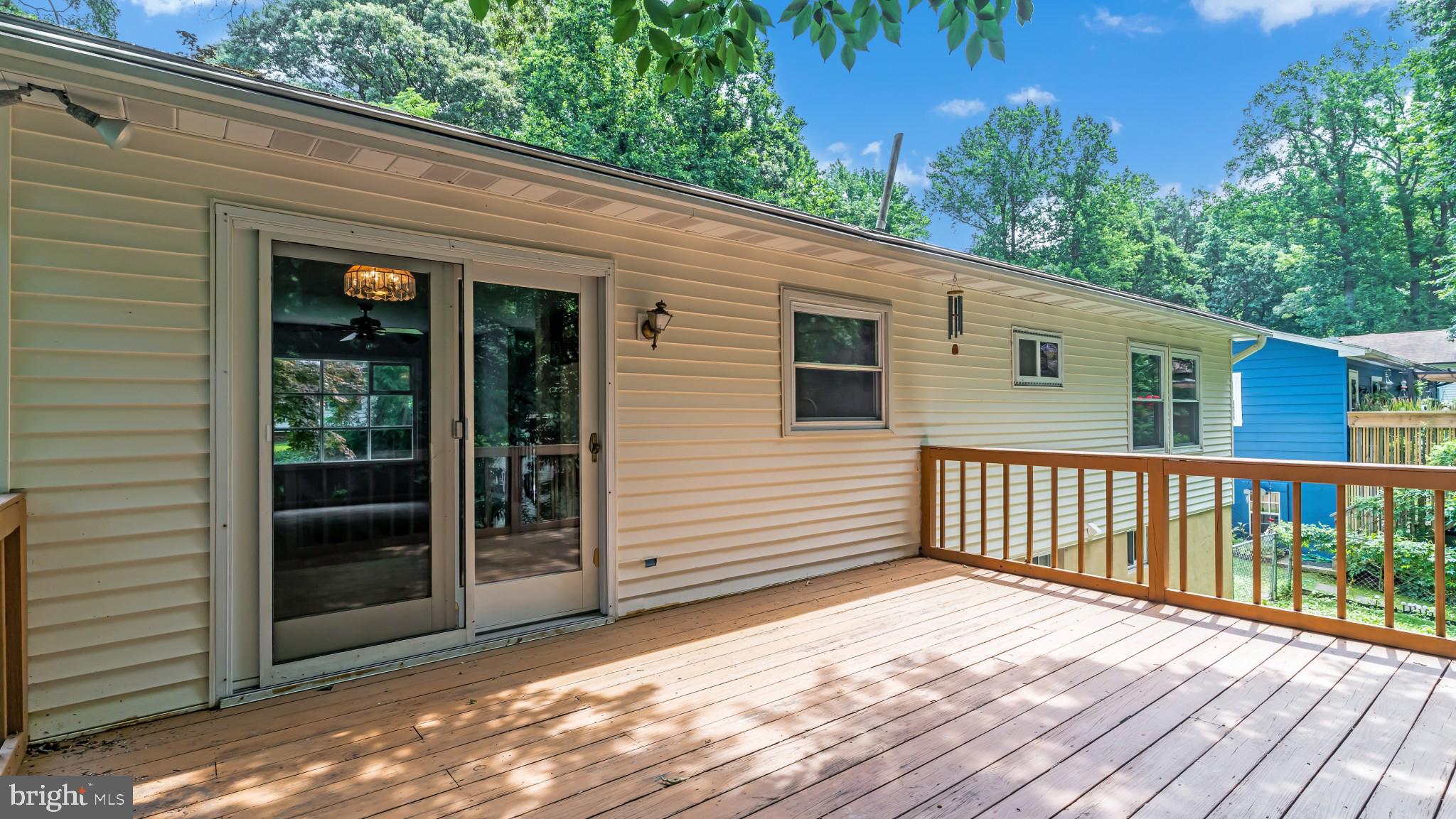 LONG BEACH - Residential